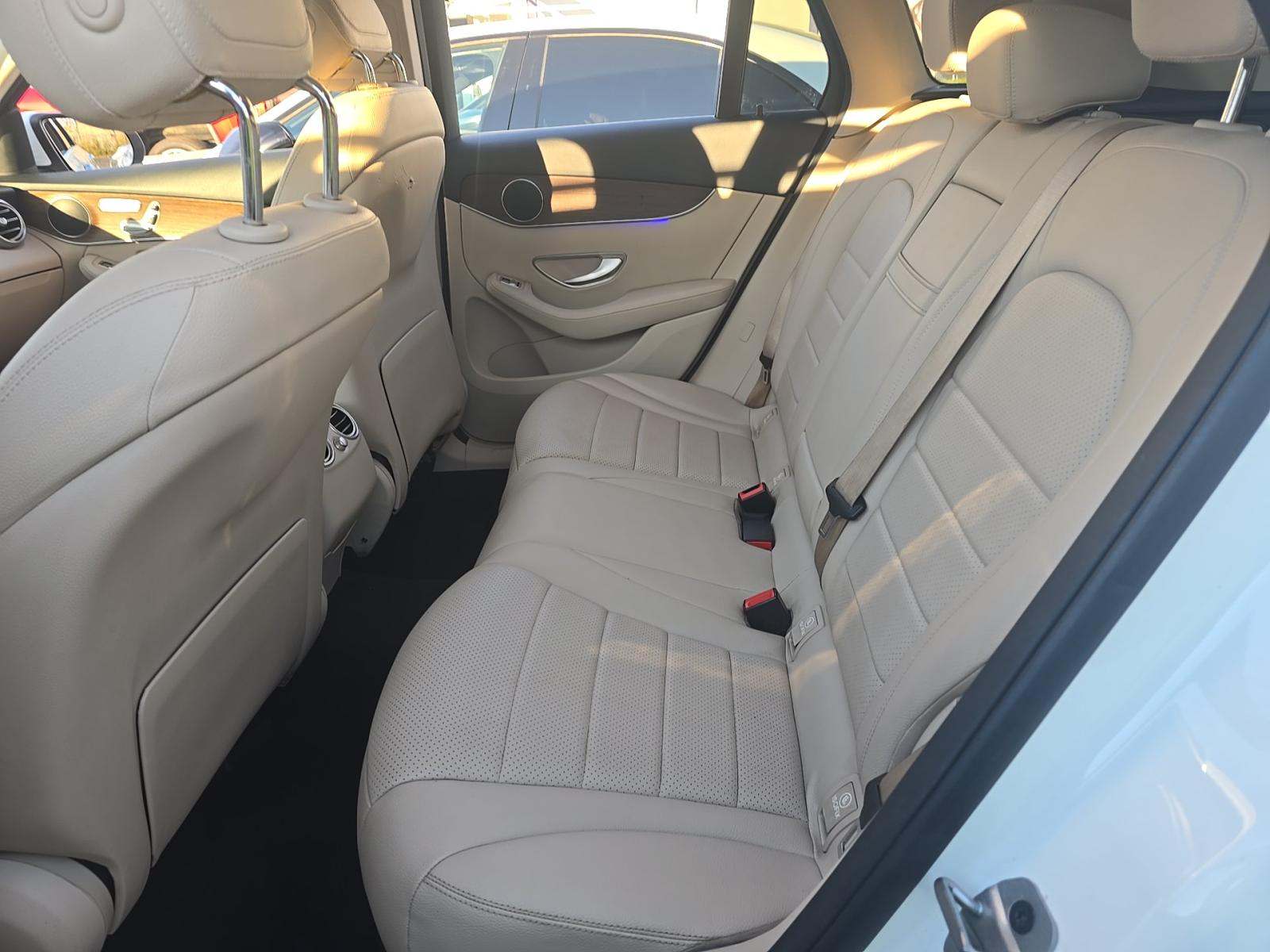 2022 Mercedes-Benz GLC GLC 300 AWD