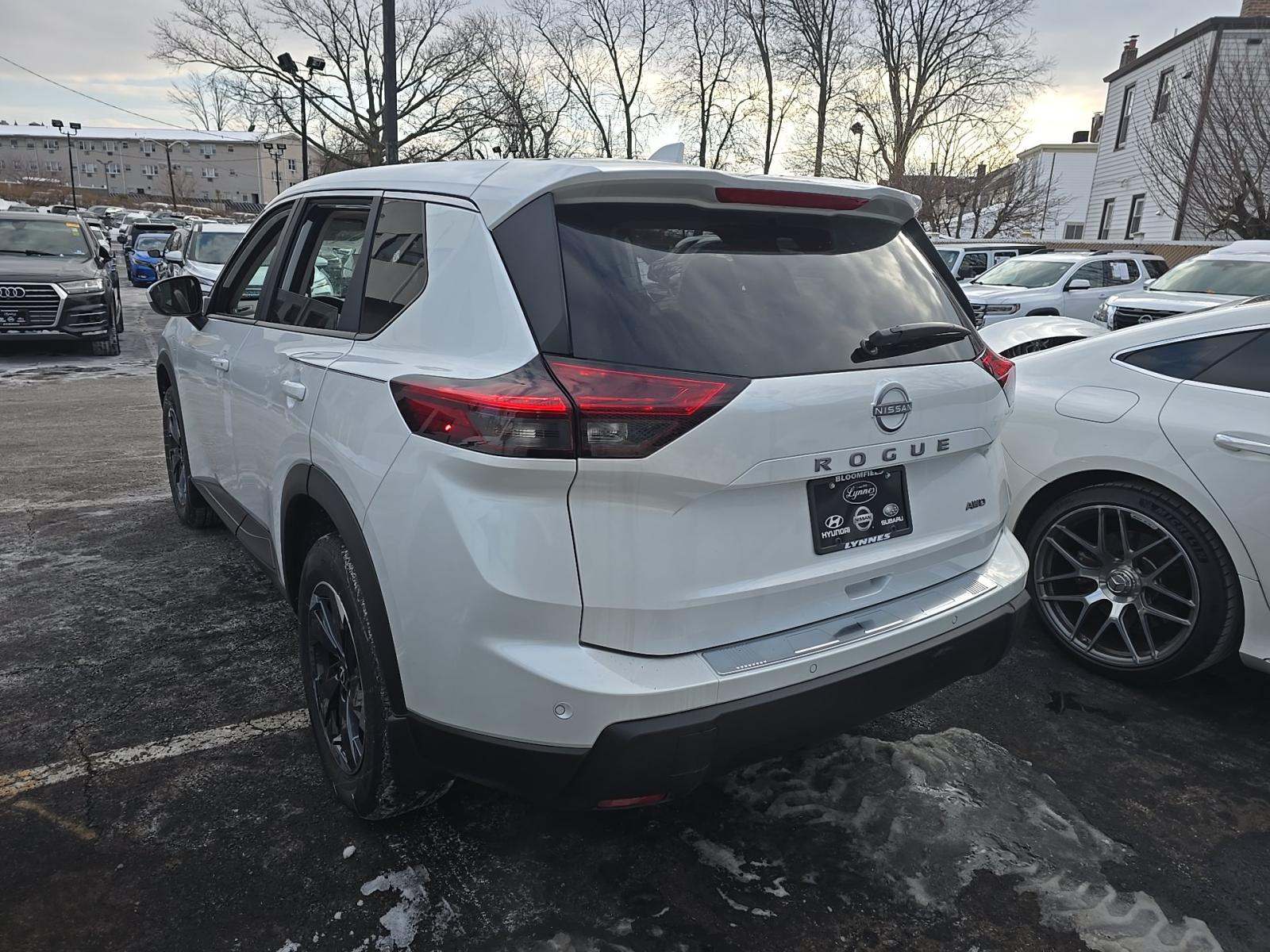 2025 Nissan Rogue SV AWD