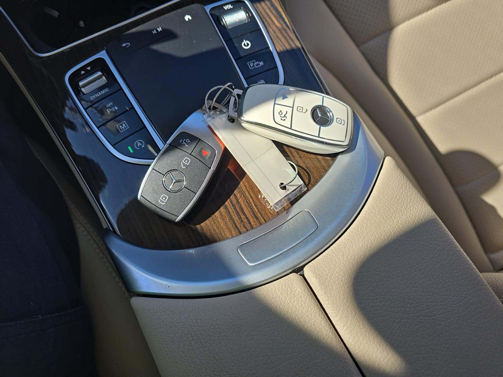 2022 Mercedes-Benz GLC GLC 300 AWD