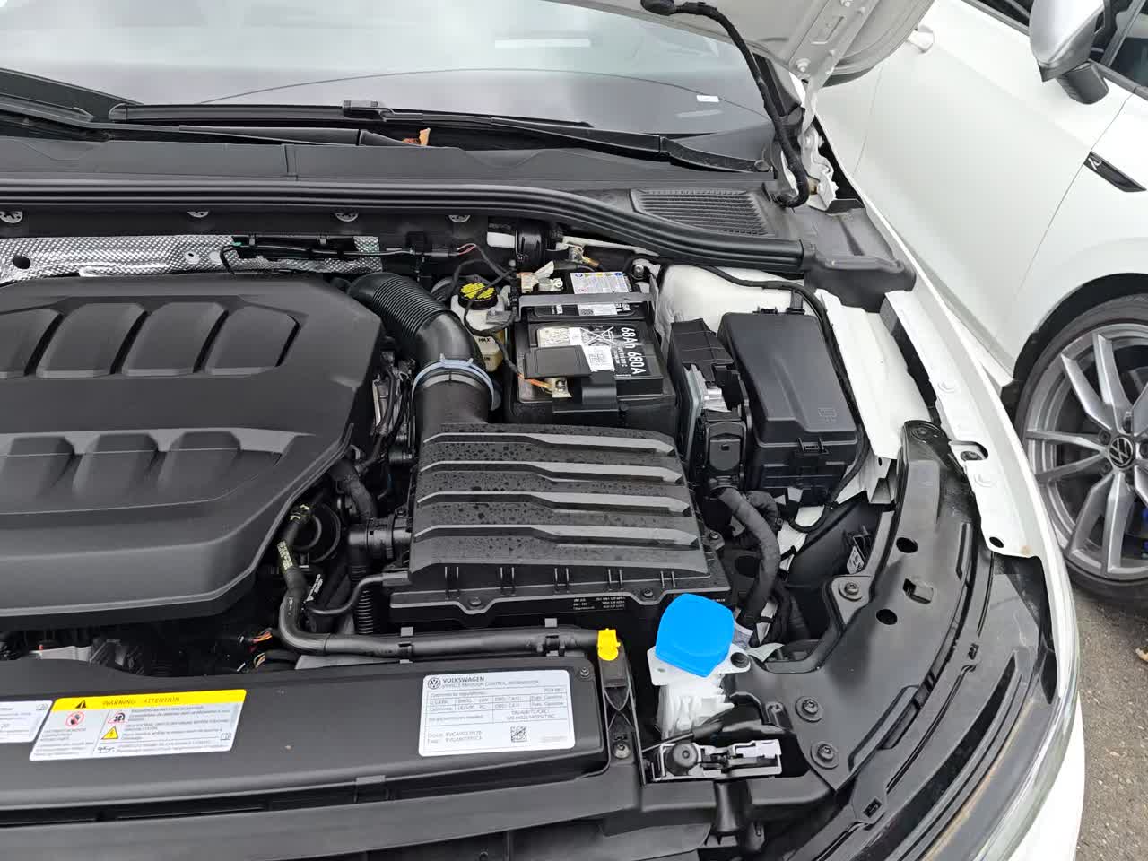 2024 Volkswagen Golf GTI 2.0T Autobahn FWD