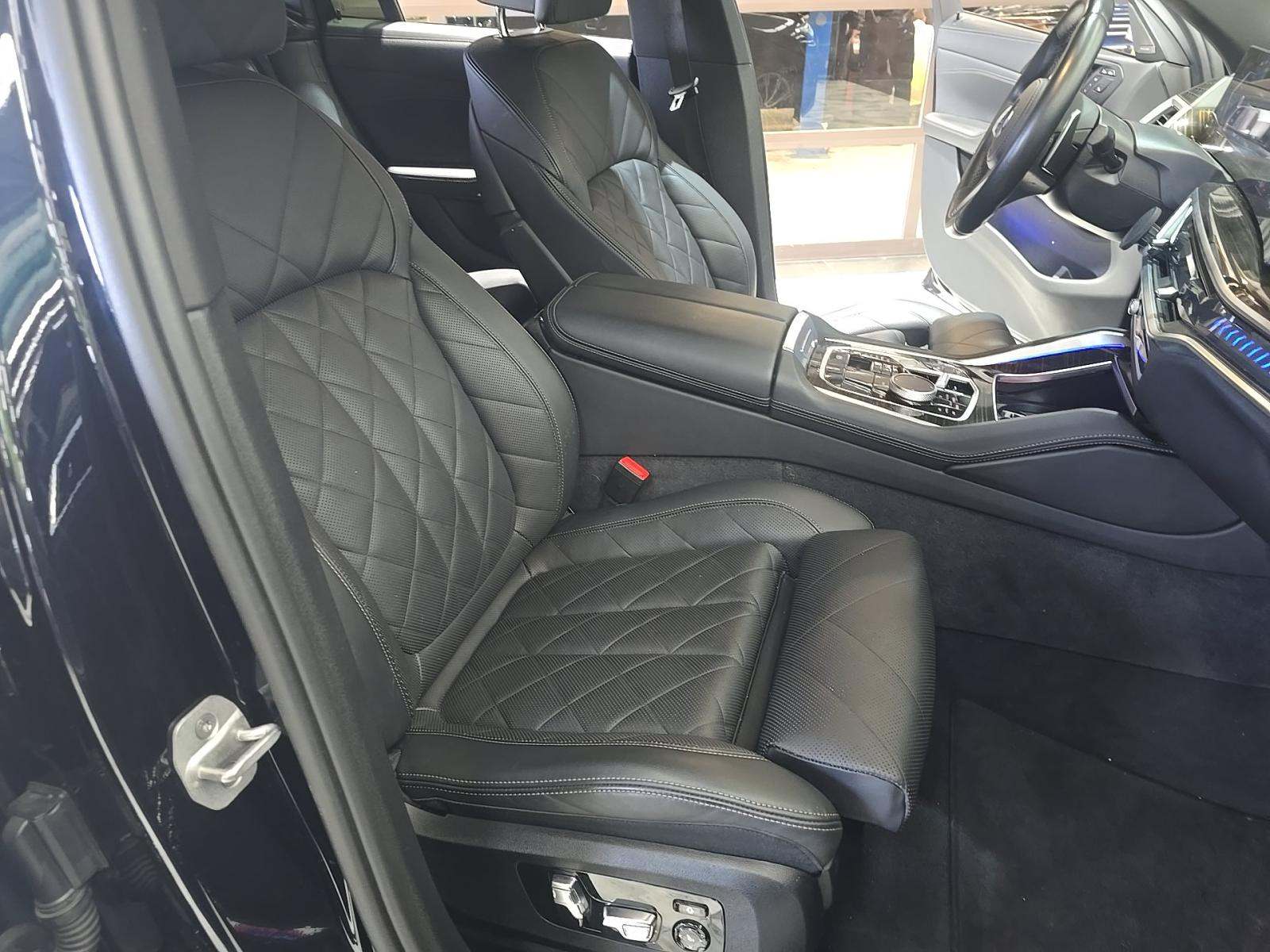 2025 BMW X6 xDrive40i AWD