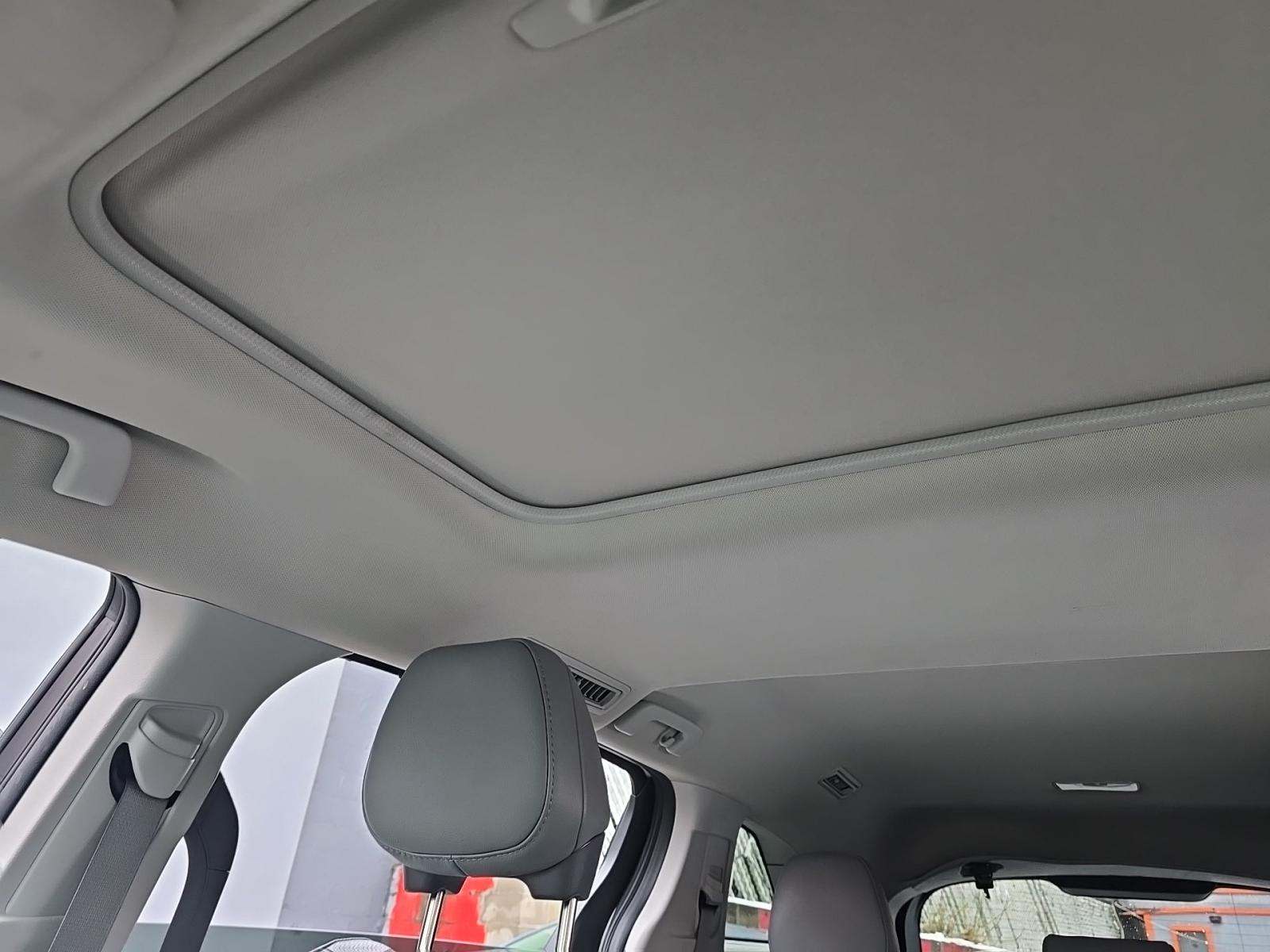 2024 Toyota Sienna XLE FWD