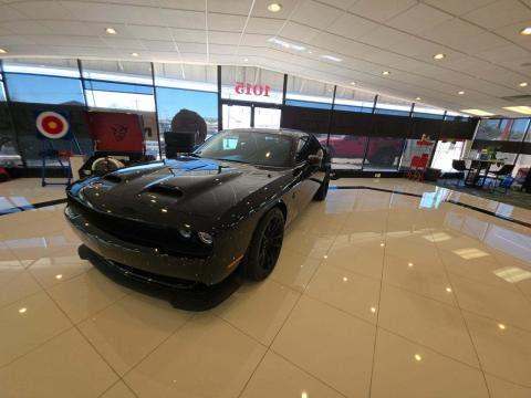 DODGE SRT HELLCAT JAILBREAK - 1