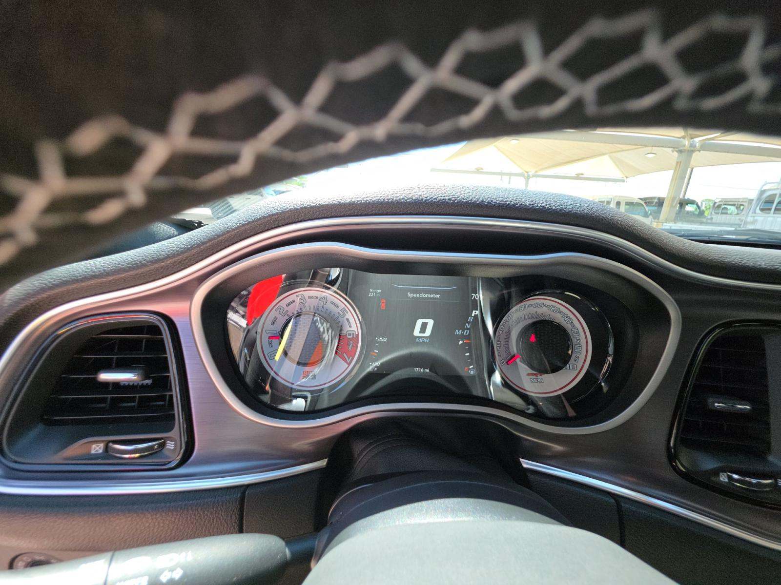 DODGE CHALLENGER - 9