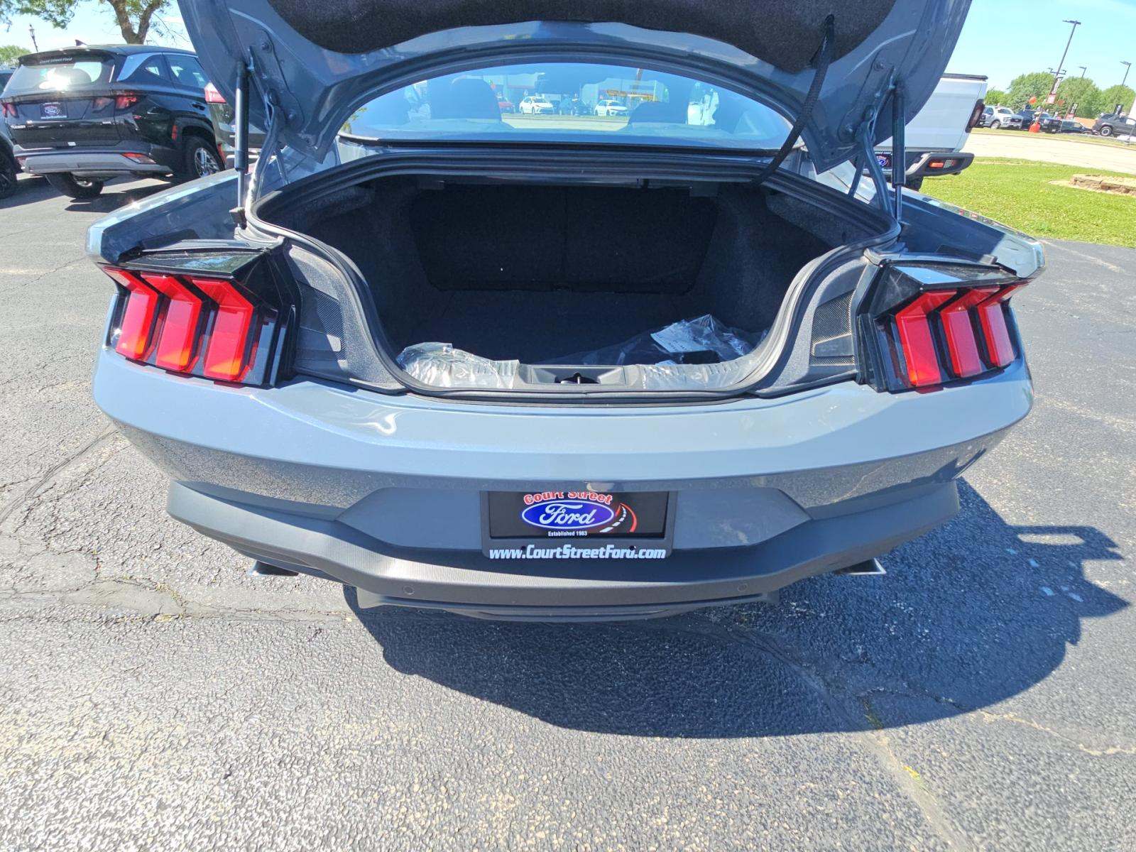2024 Ford Mustang GT RWD