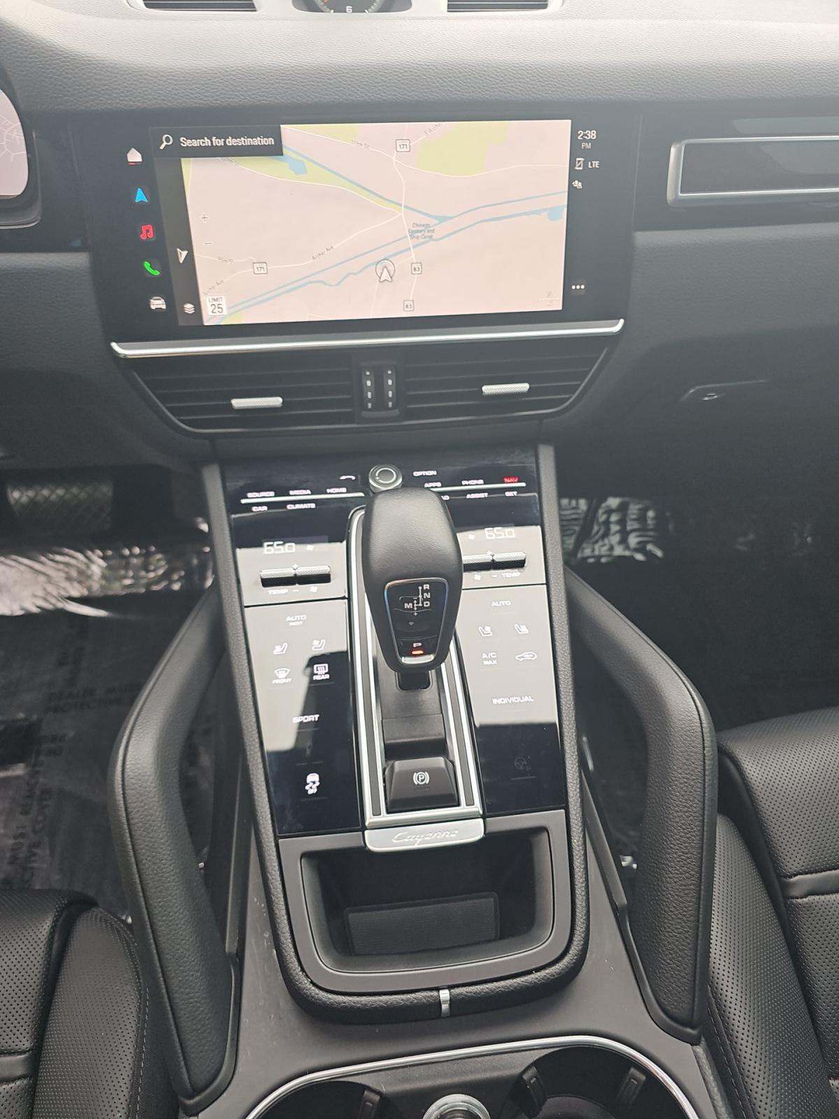 PORSCHE CAYENNE - 10