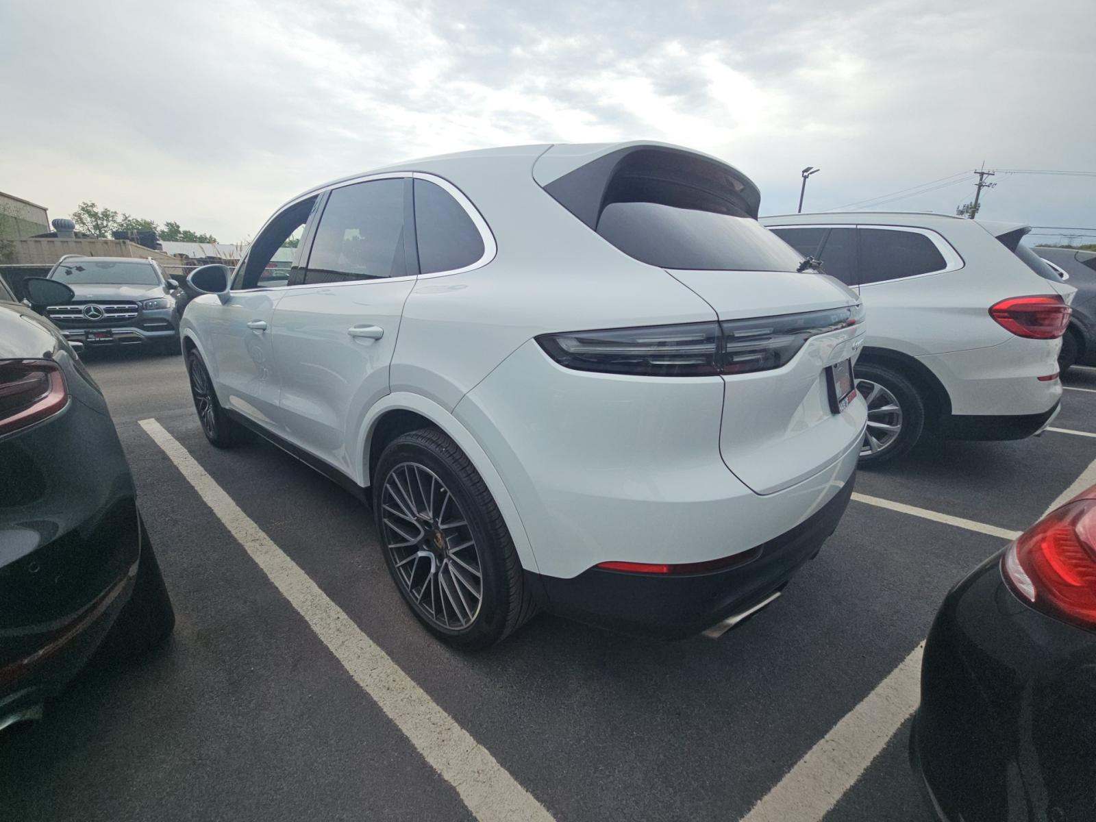 PORSCHE CAYENNE - 2
