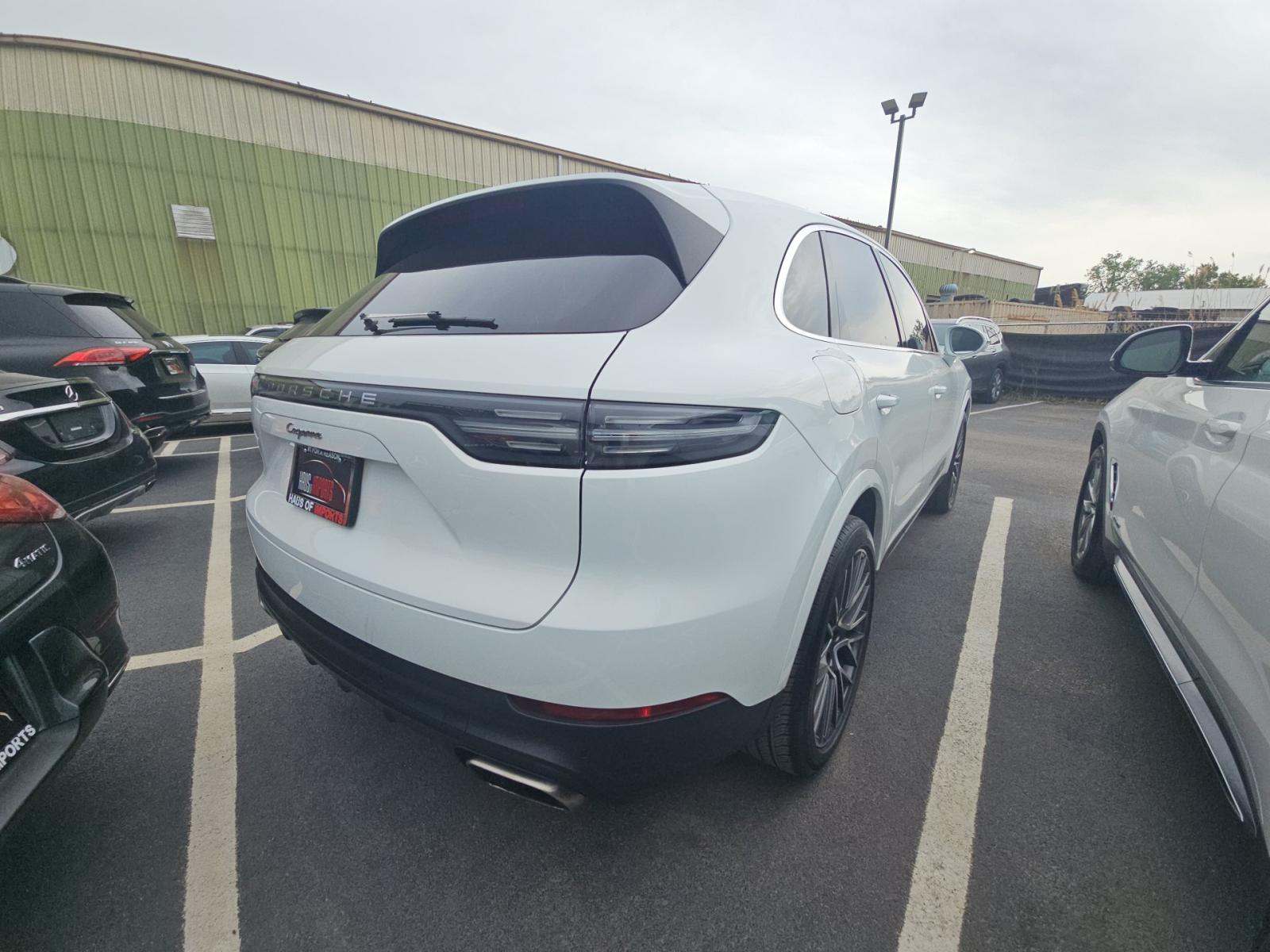 PORSCHE CAYENNE - 3