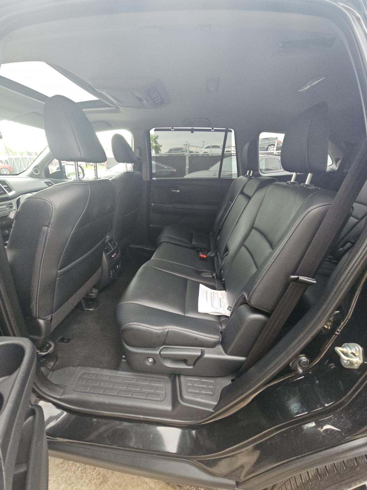 2018 Honda Pilot Touring AWD