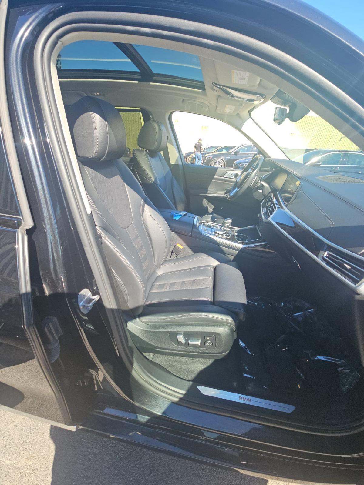 2021 BMW X7 xDrive40i AWD