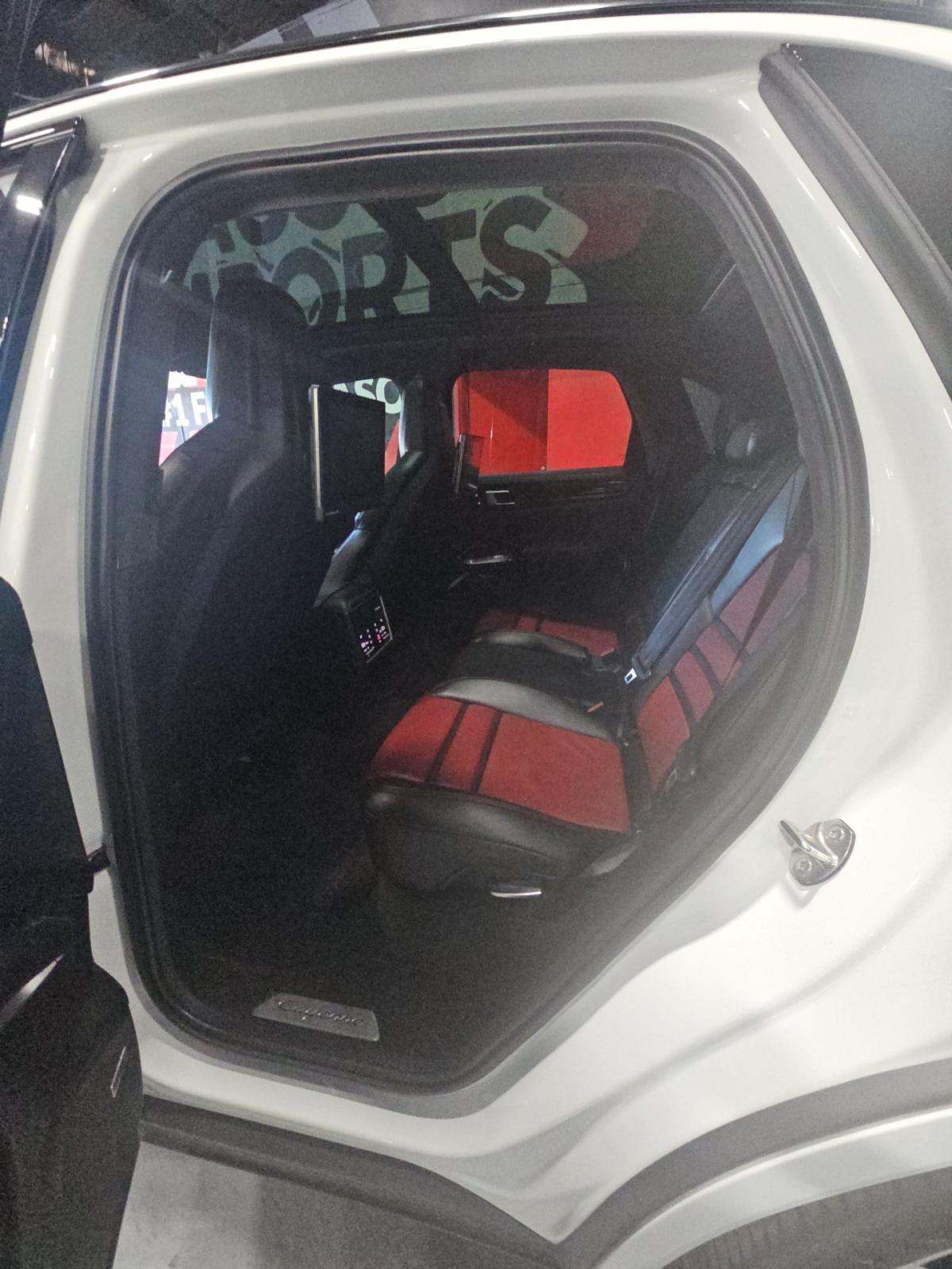 PORSCHE CAYENNE - 9