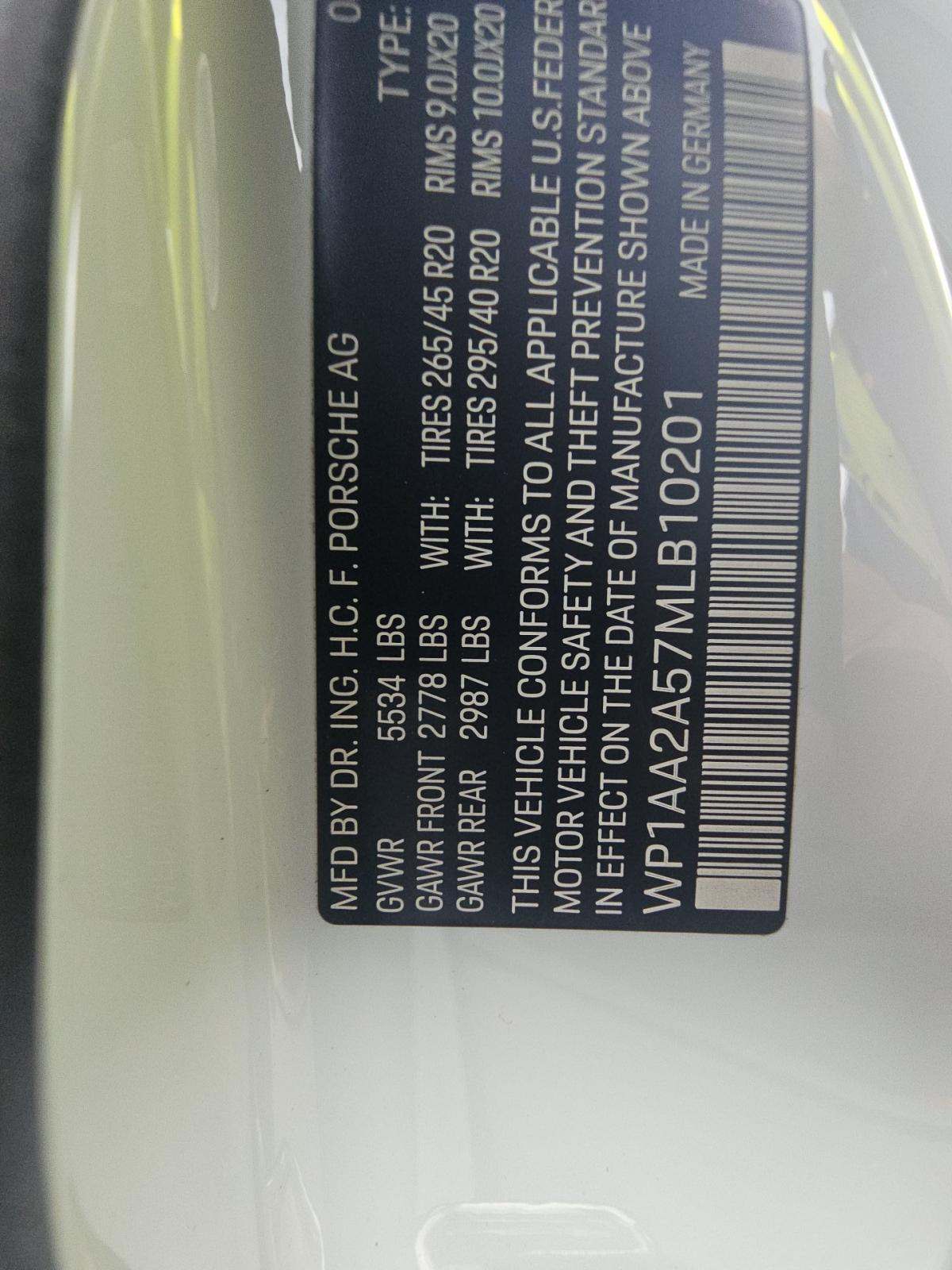 2021 Porsche Macan Base AWD