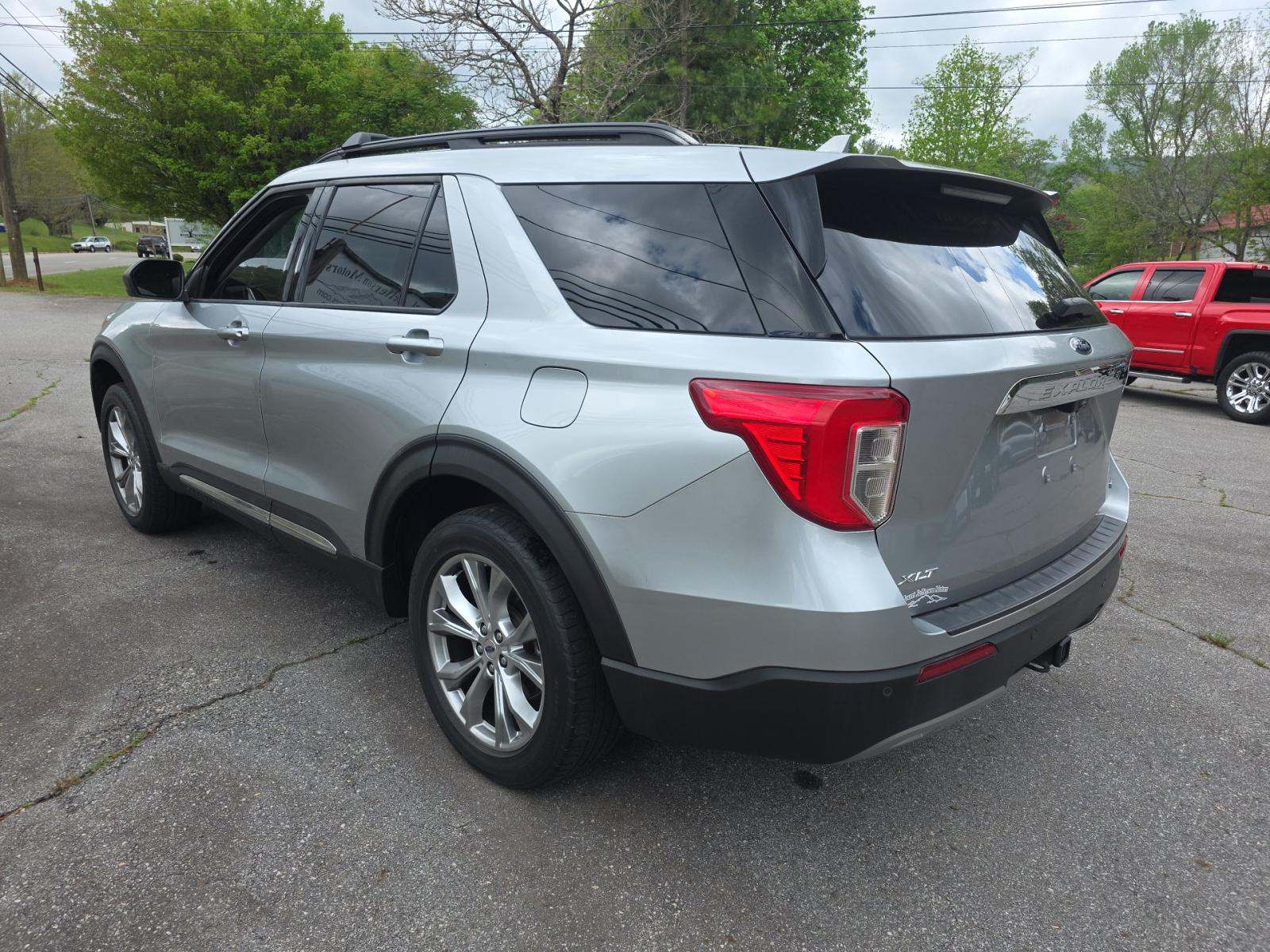 FORD EXPLORER - 2