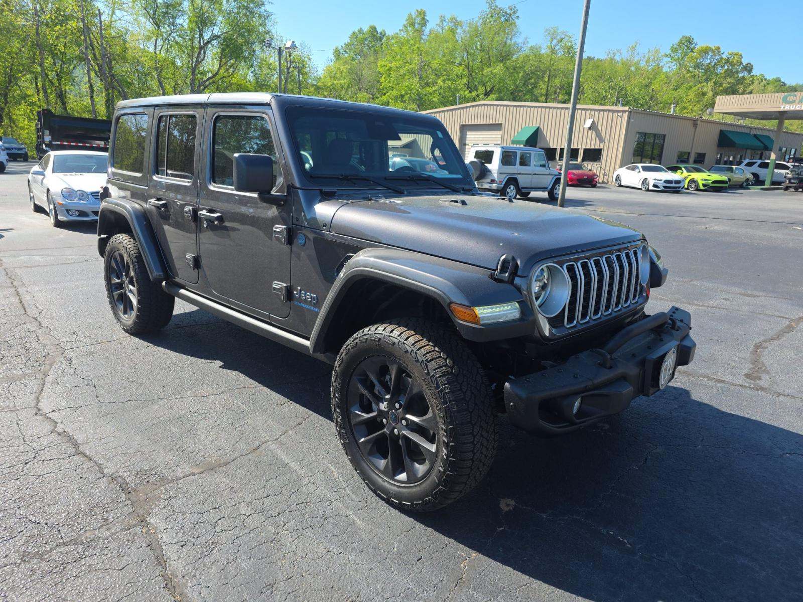 JEEP 4XE BACKCOUNTRY - 4