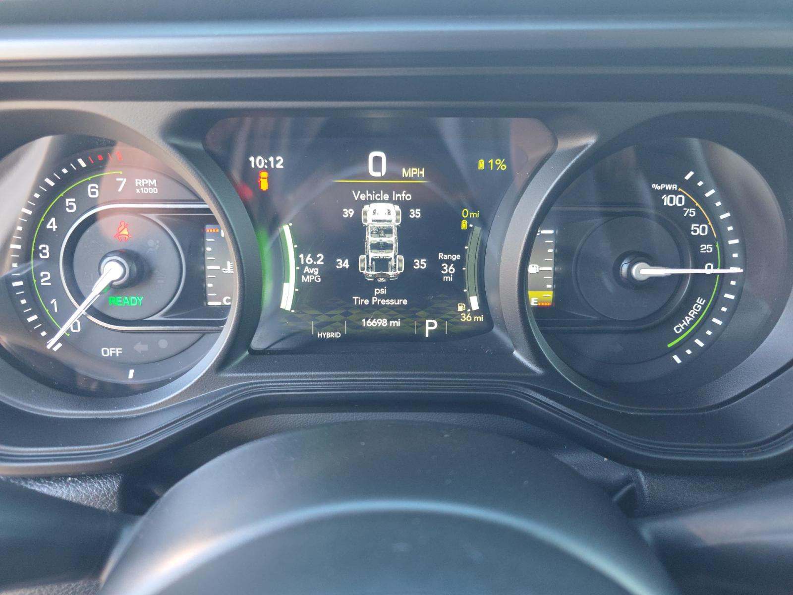 JEEP 4XE BACKCOUNTRY - 9