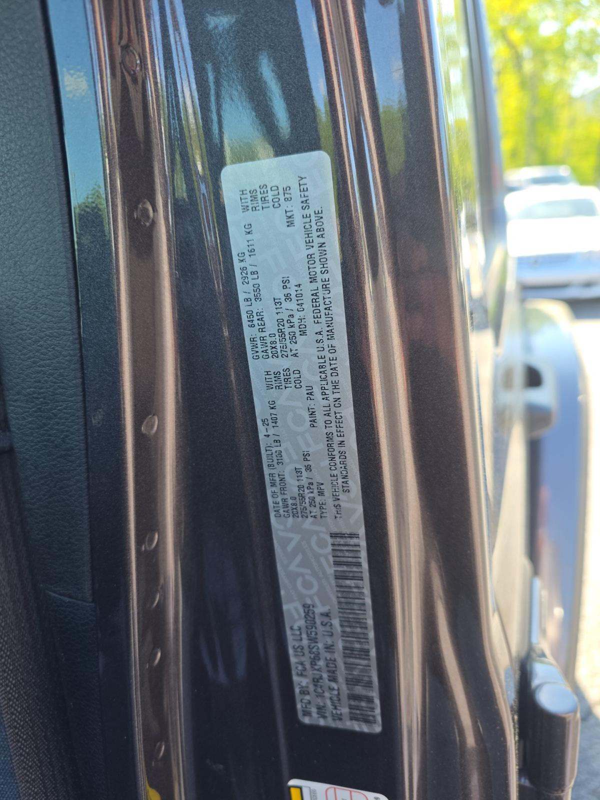 JEEP 4XE BACKCOUNTRY - 5