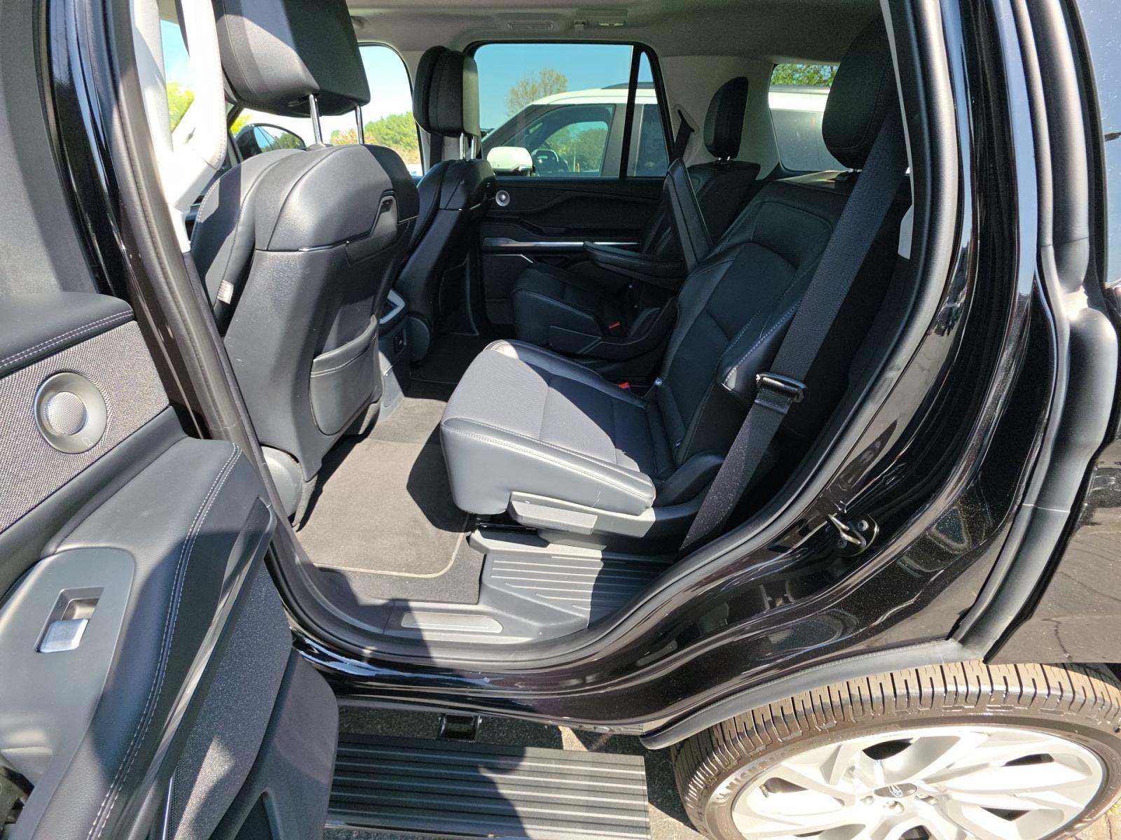 2025 Lincoln Navigator Reserve AWD