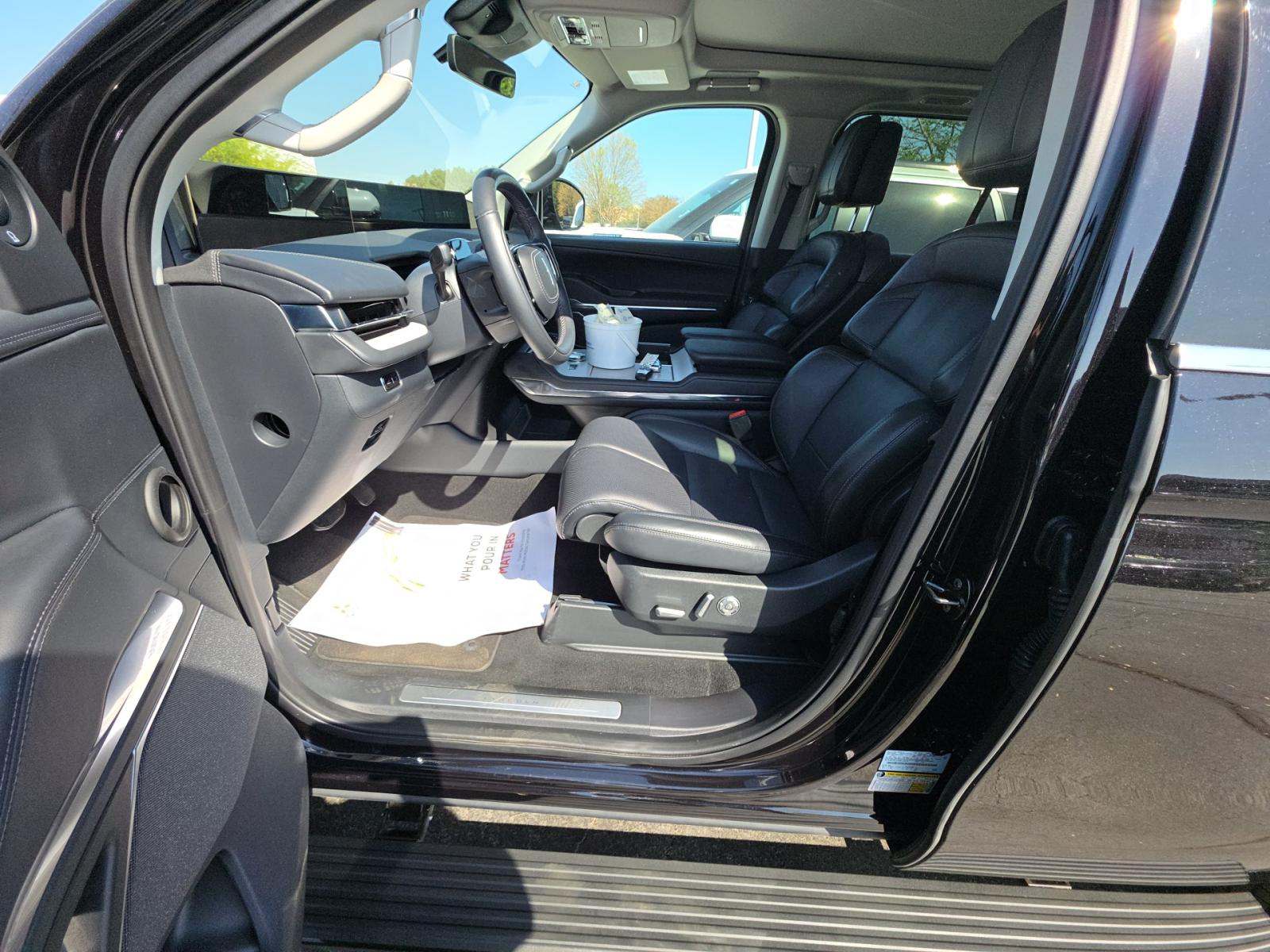 2025 Lincoln Navigator Reserve AWD