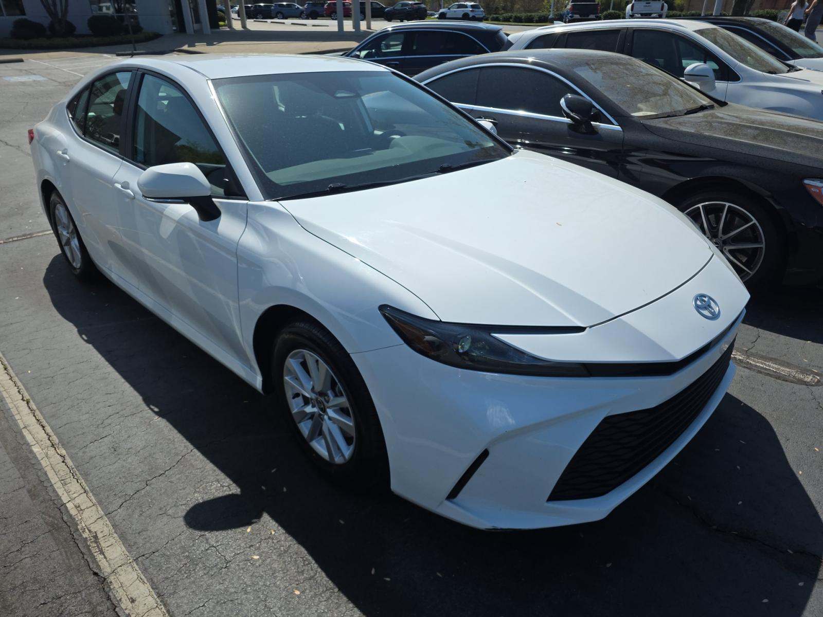 2025 Toyota Camry LE FWD