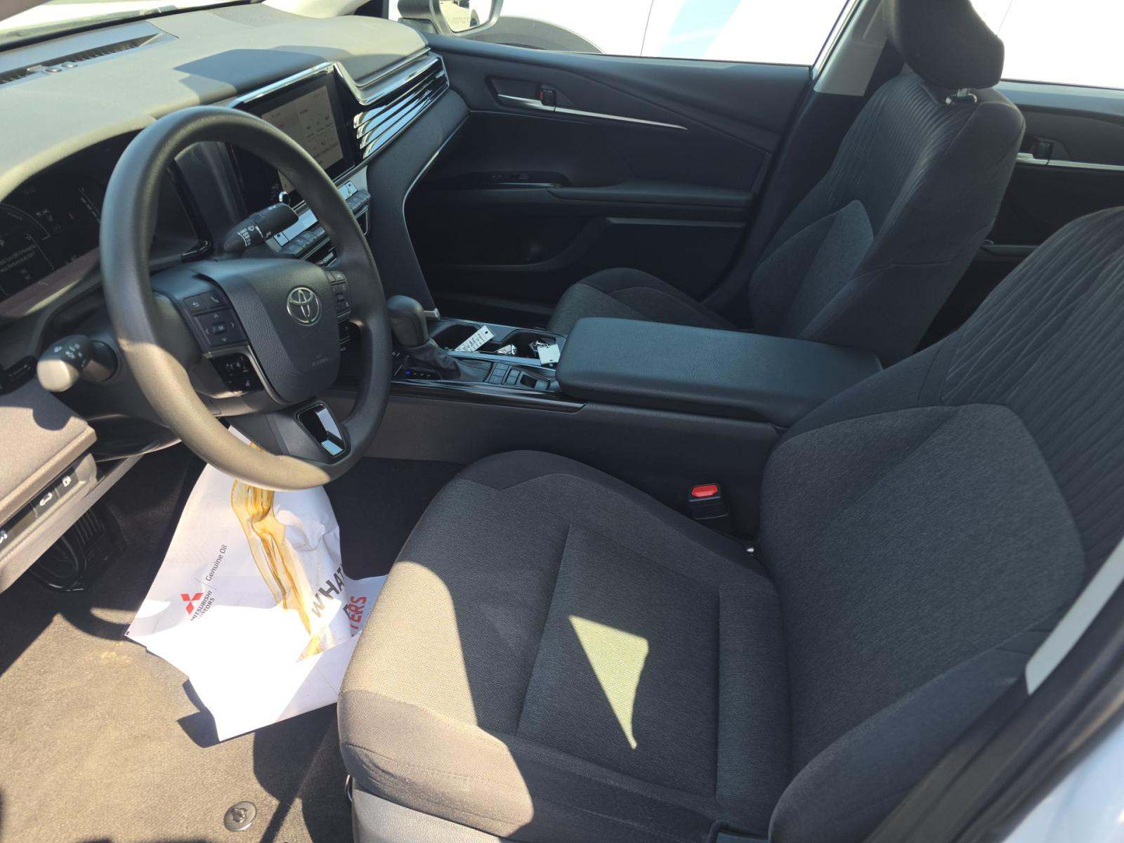 2025 Toyota Camry LE FWD