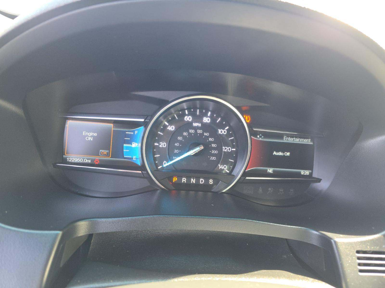 FORD EXPLORER - 8