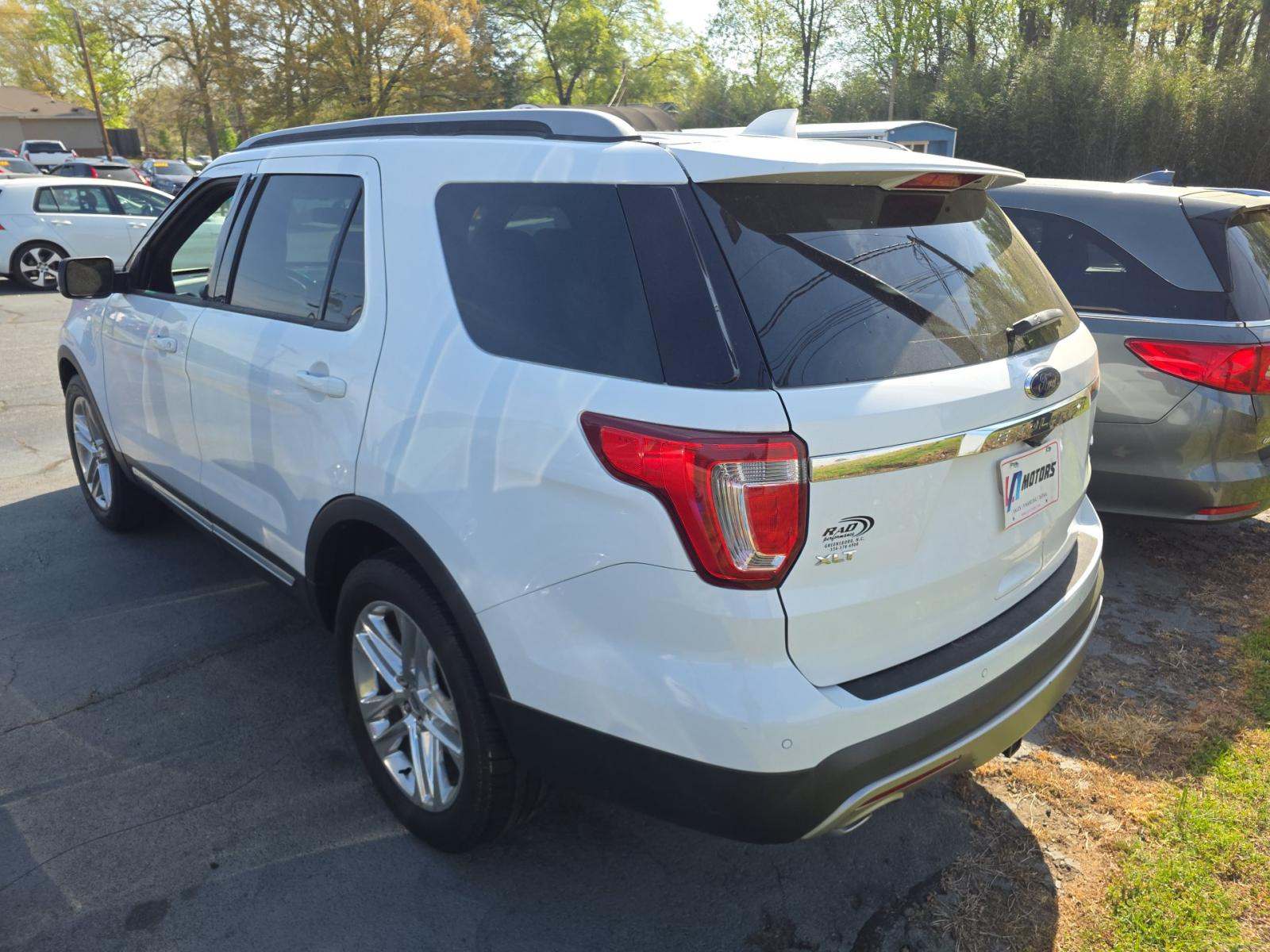 FORD EXPLORER - 2