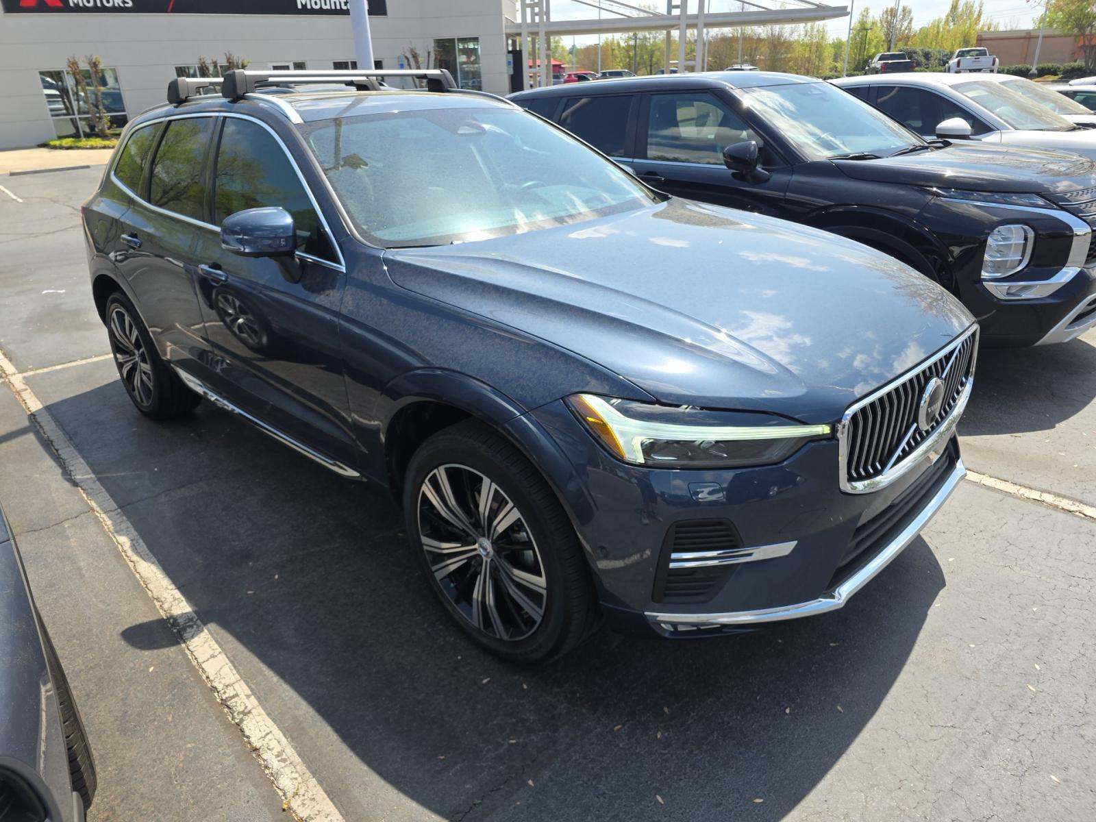 2022 Volvo XC60 B5 Inscription FWD