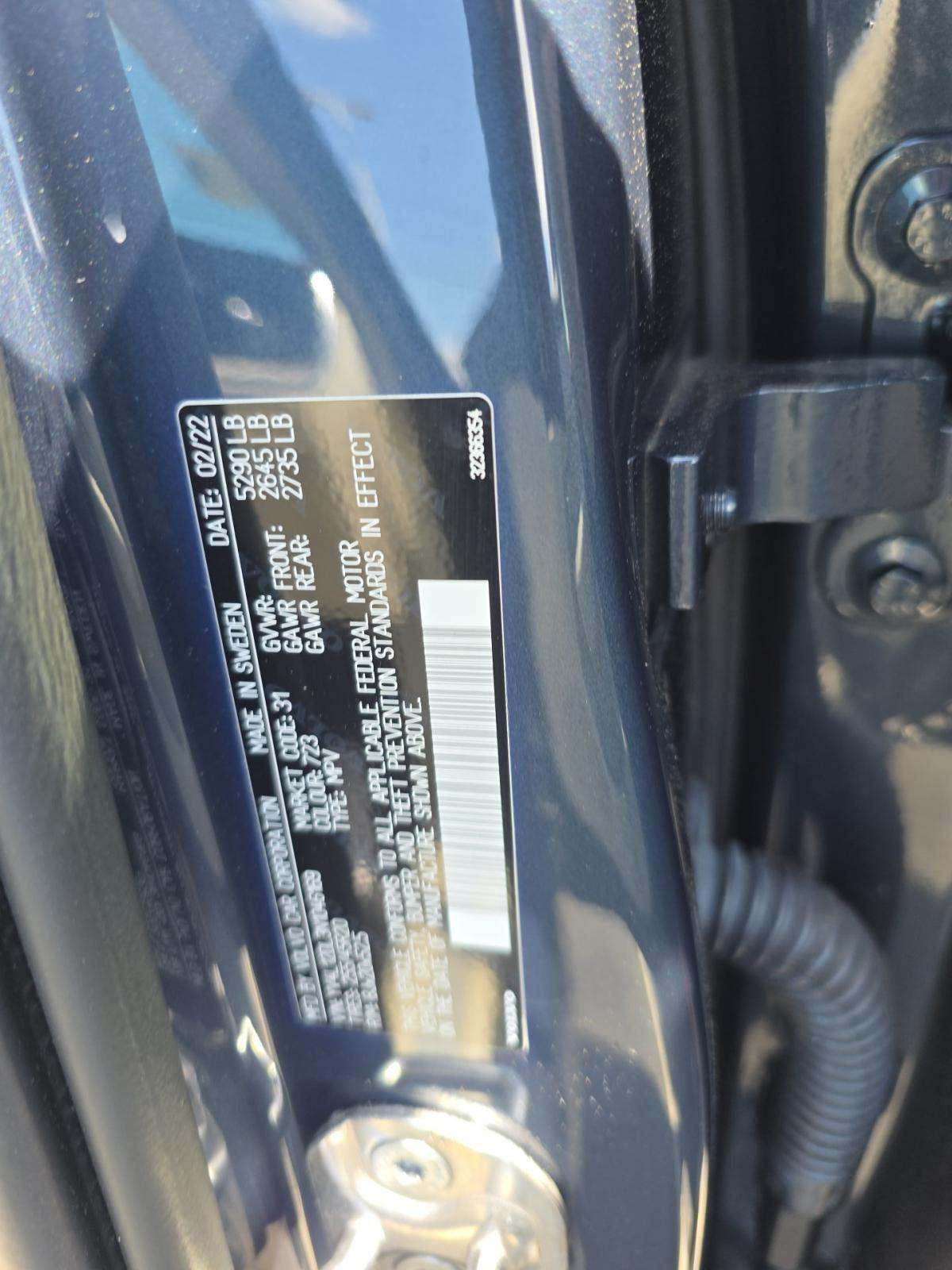 2022 Volvo XC60 B5 Inscription FWD