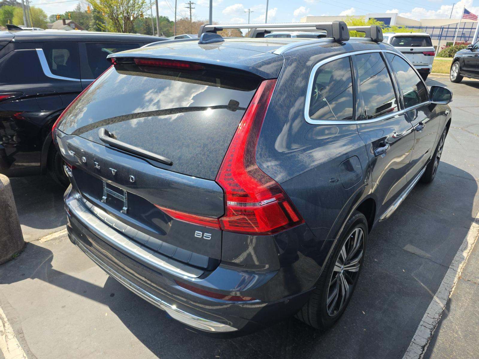 2022 Volvo XC60 B5 Inscription FWD