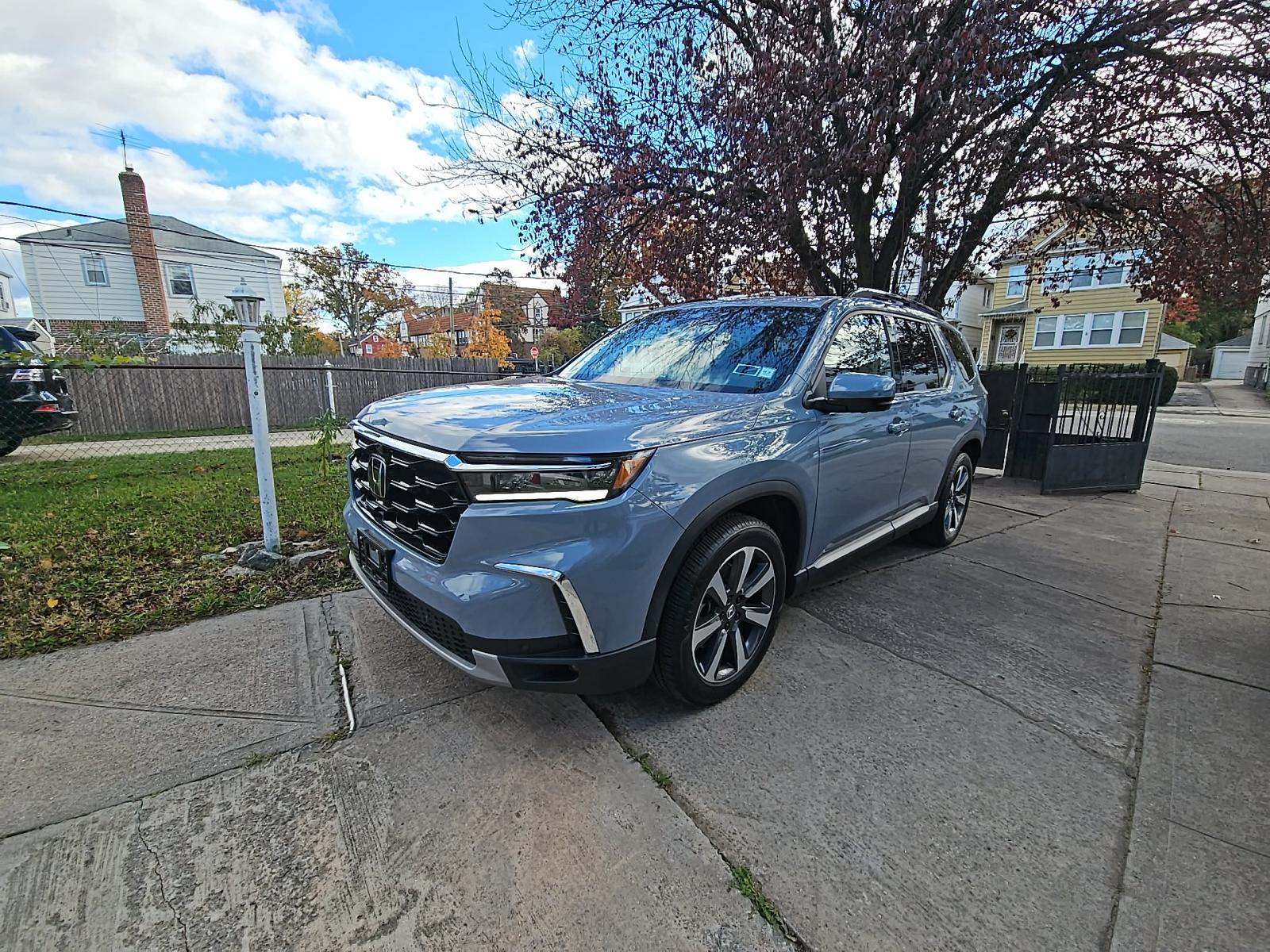 2023 Honda Pilot Elite AWD