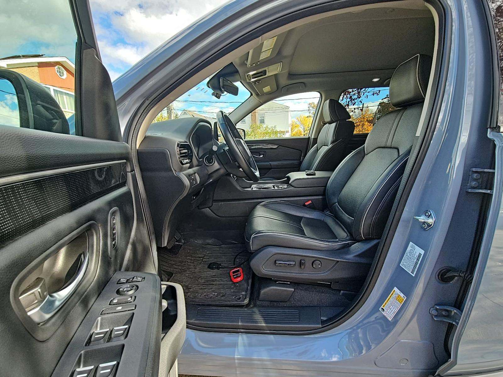 2023 Honda Pilot Elite AWD