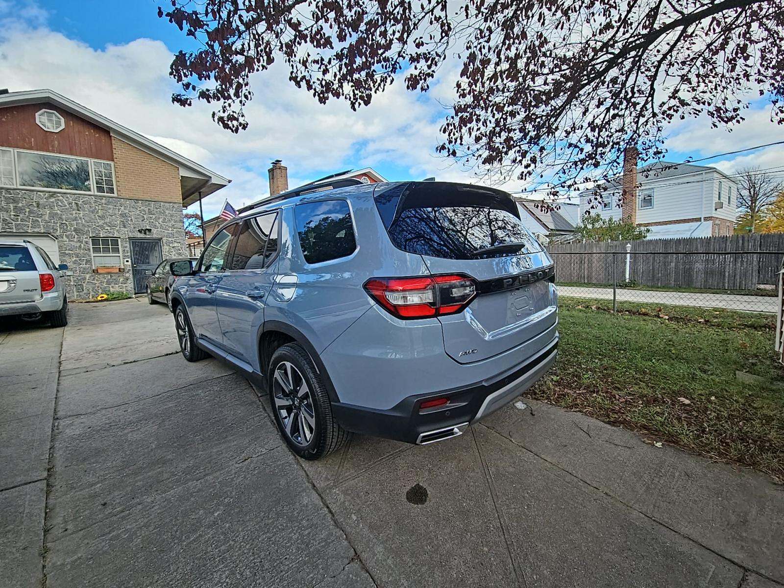 2023 Honda Pilot Elite AWD