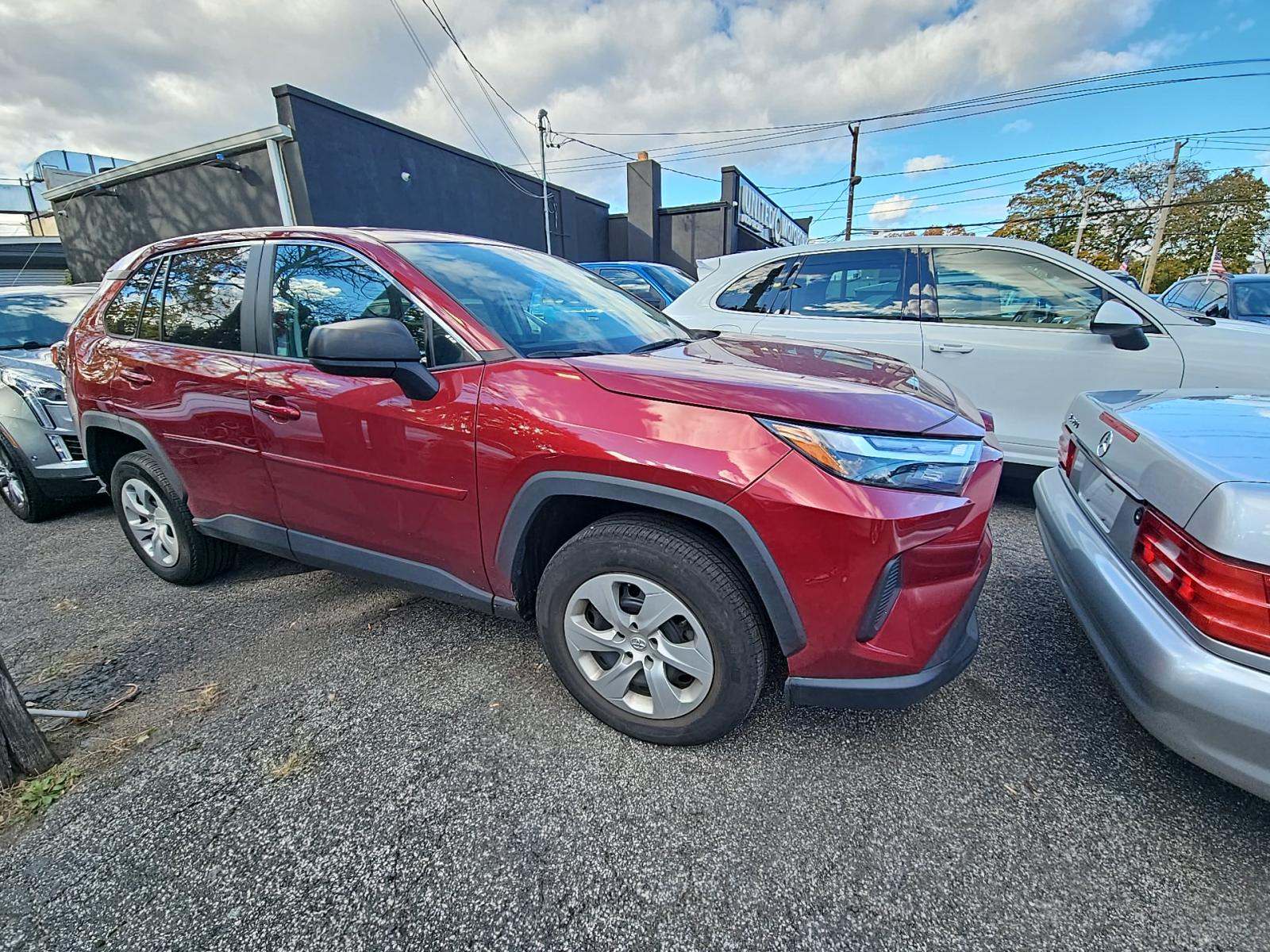 2023 Toyota RAV4 LE AWD