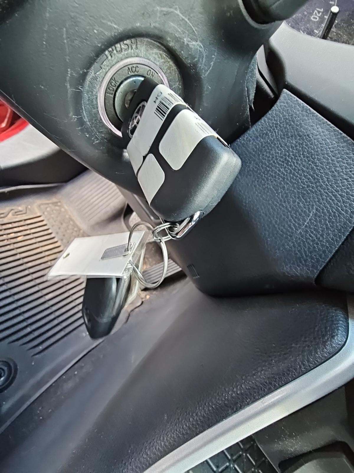 2023 Toyota RAV4 LE AWD