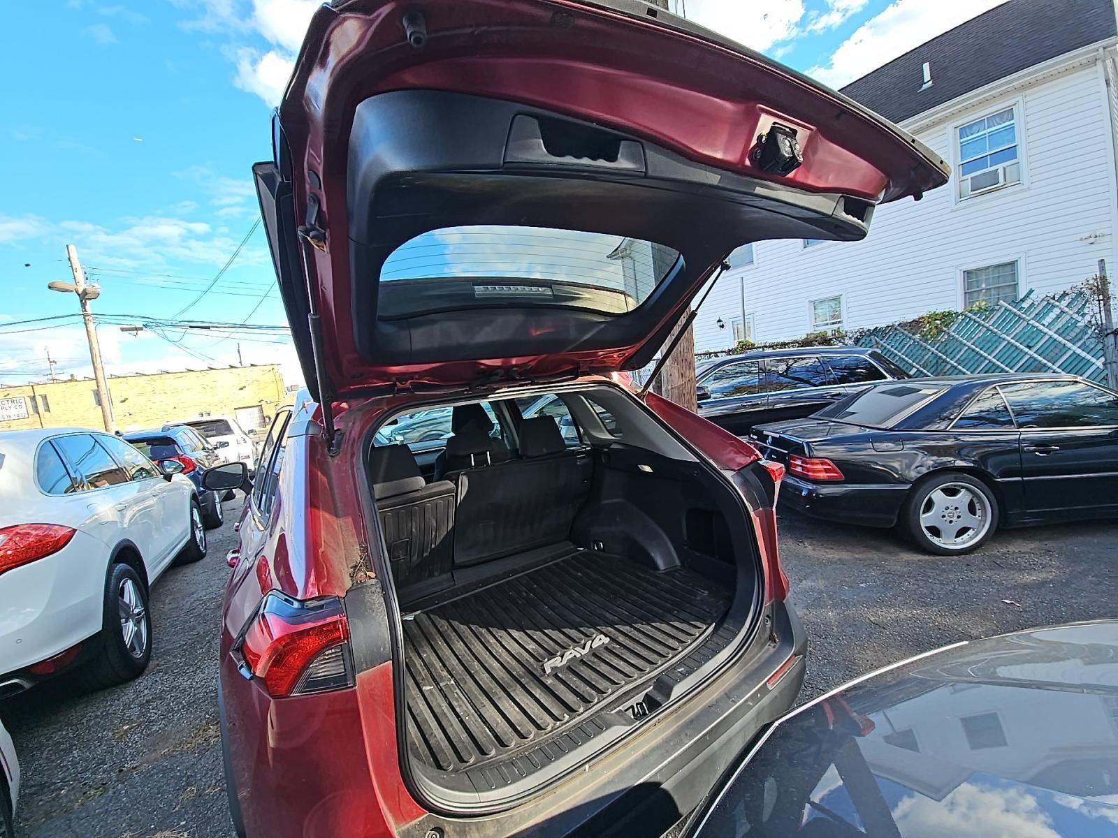 2023 Toyota RAV4 LE AWD