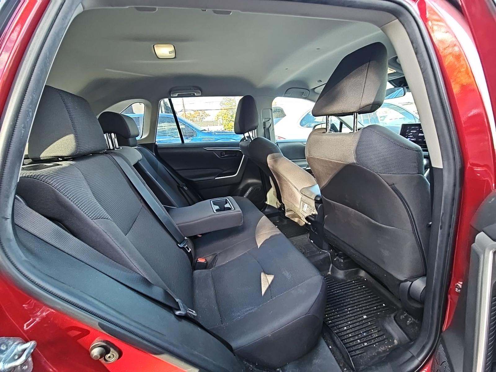 2023 Toyota RAV4 LE AWD