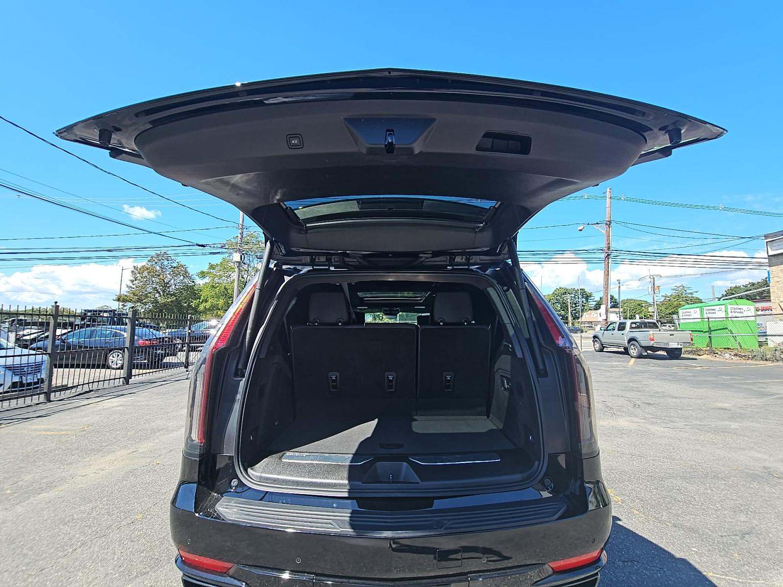 2023 Cadillac Escalade Sport AWD