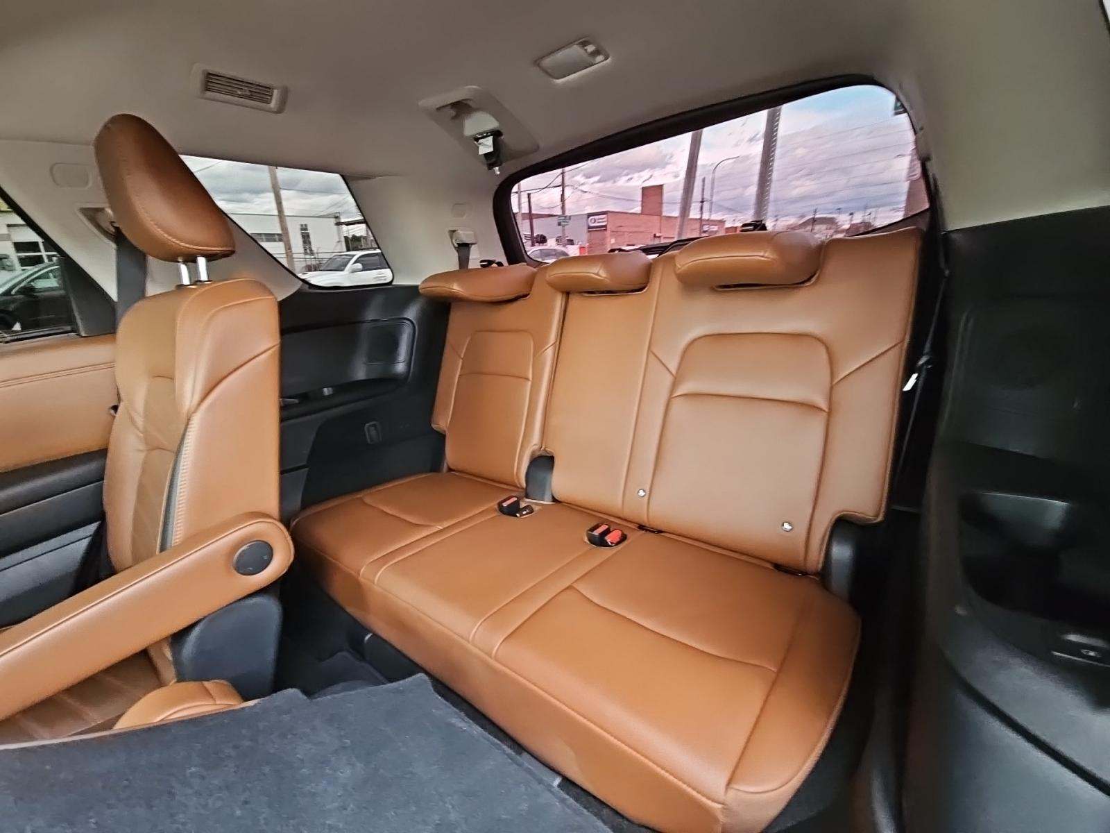 2023 Nissan Pathfinder Platinum AWD