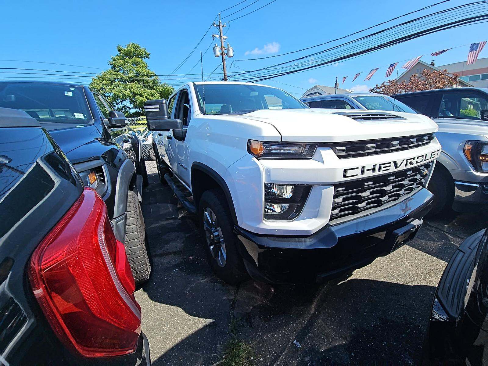 2022 Chevrolet Silverado 2500HD Custom AWD