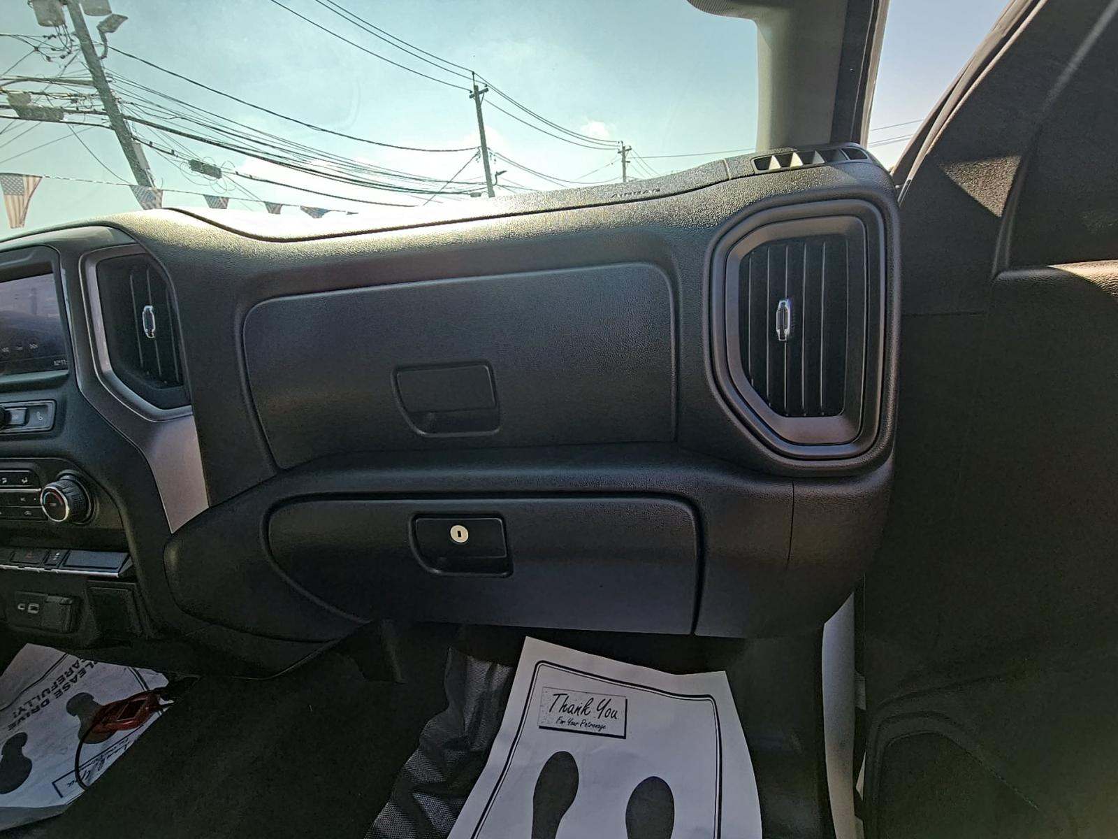 2022 Chevrolet Silverado 2500HD Custom AWD