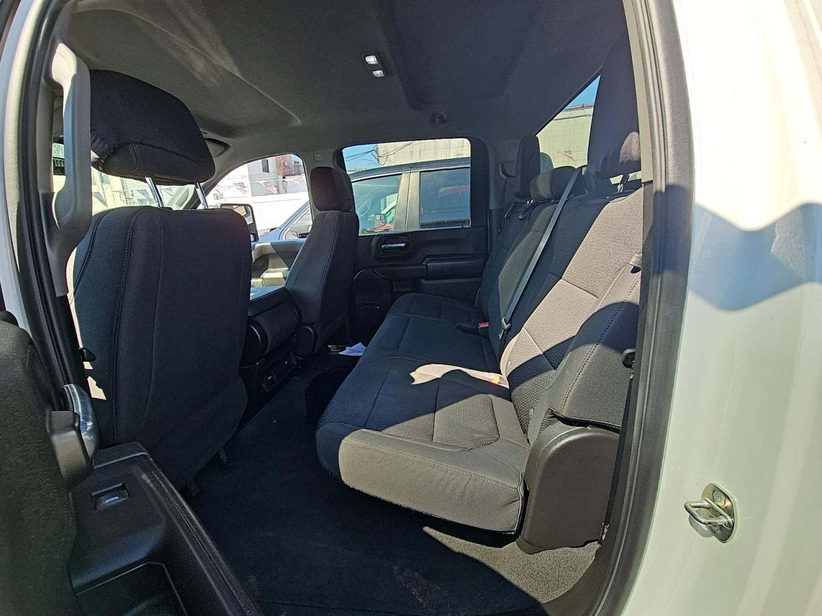 2022 Chevrolet Silverado 2500HD Custom AWD