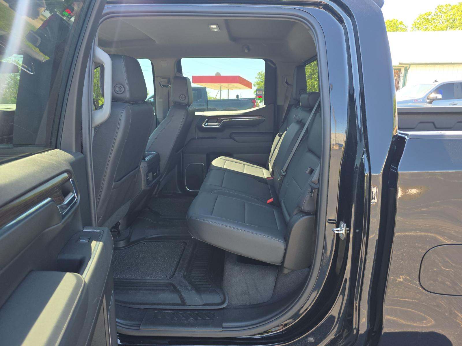 2024 Chevrolet Silverado 1500 RST AWD