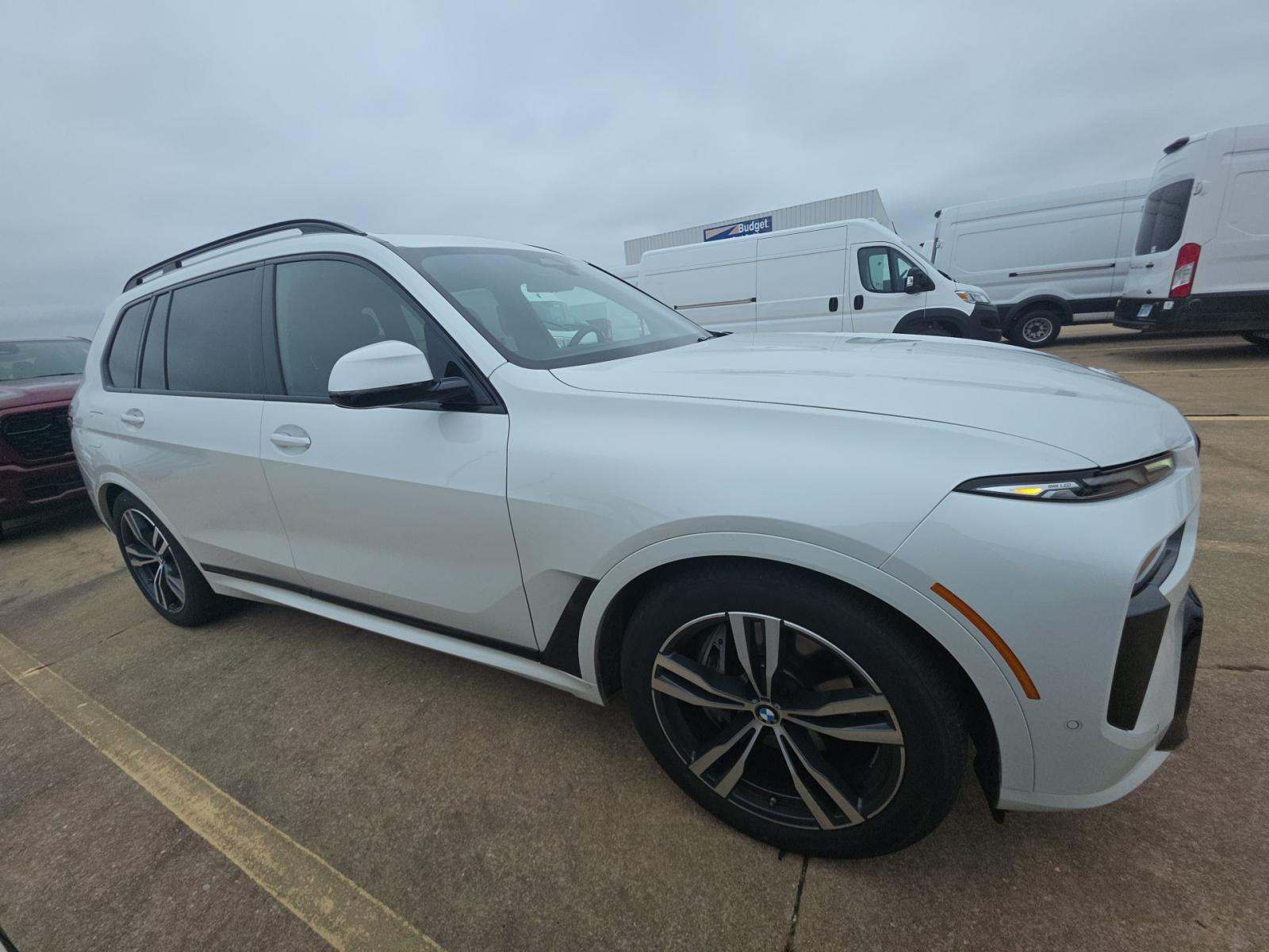 2025 BMW X7 xDrive40i AWD