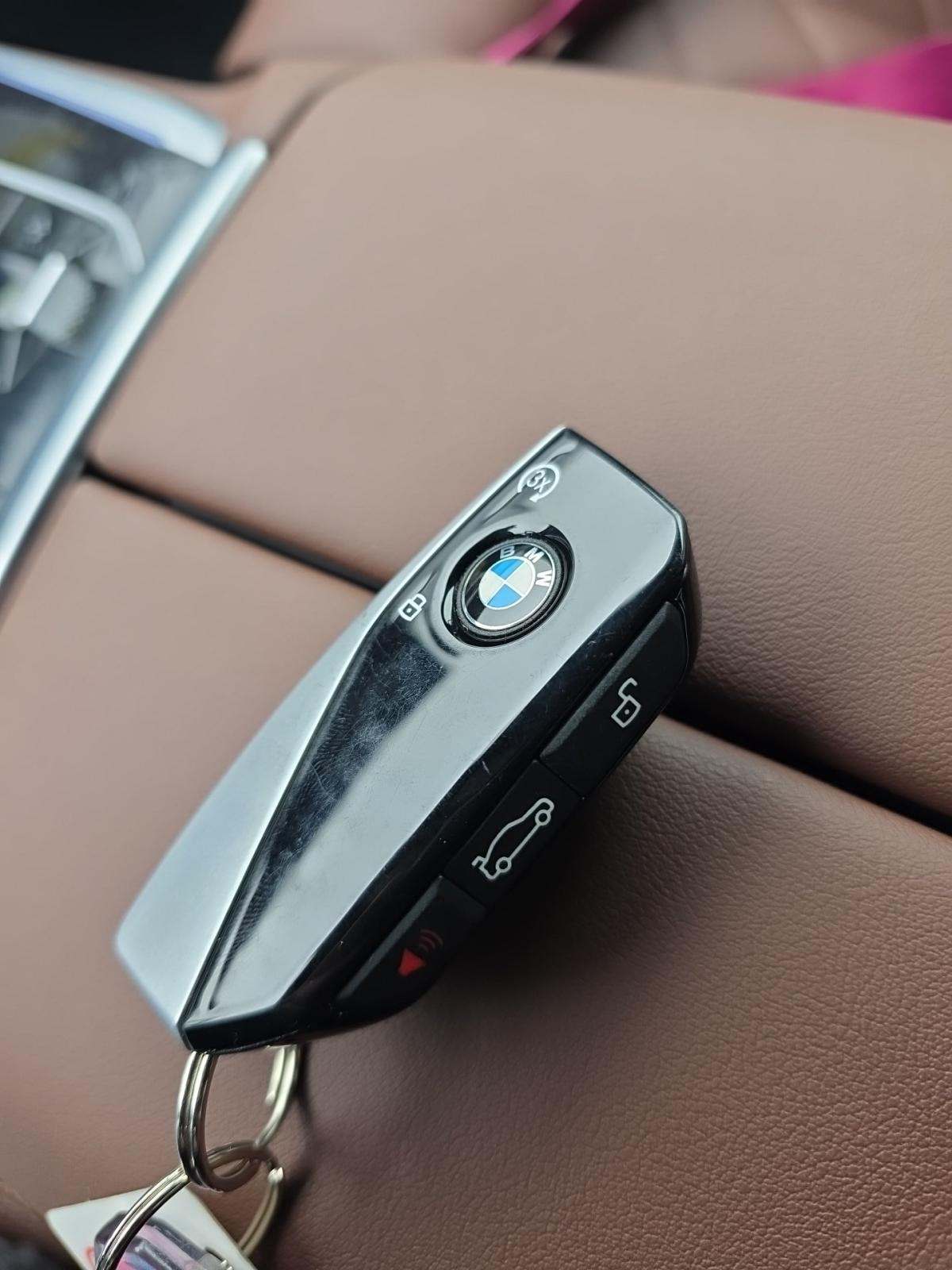 2025 BMW X7 xDrive40i AWD