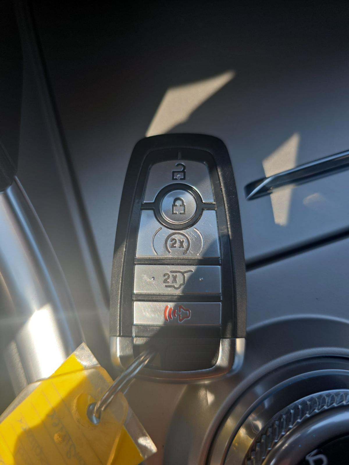 2023 Ford Explorer XLT AWD