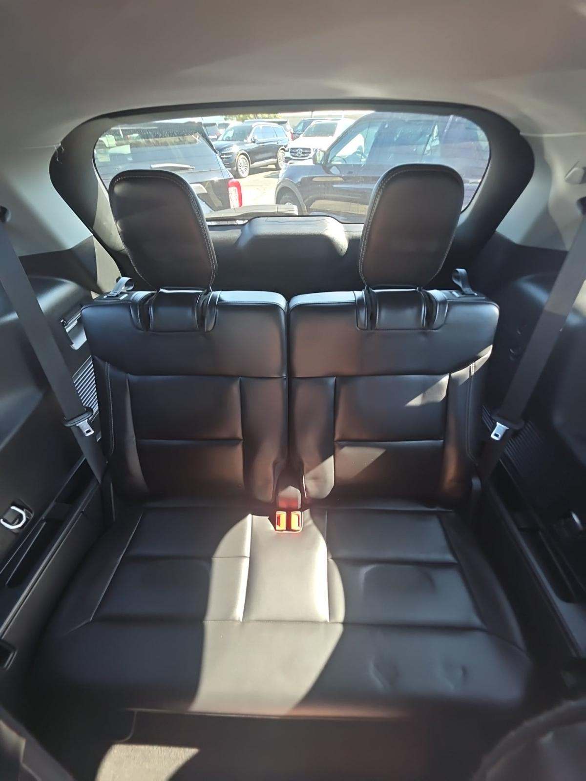 2023 Ford Explorer XLT AWD