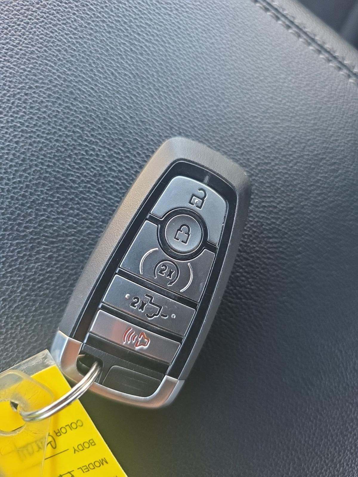 2023 Ford F-150 XLT AWD