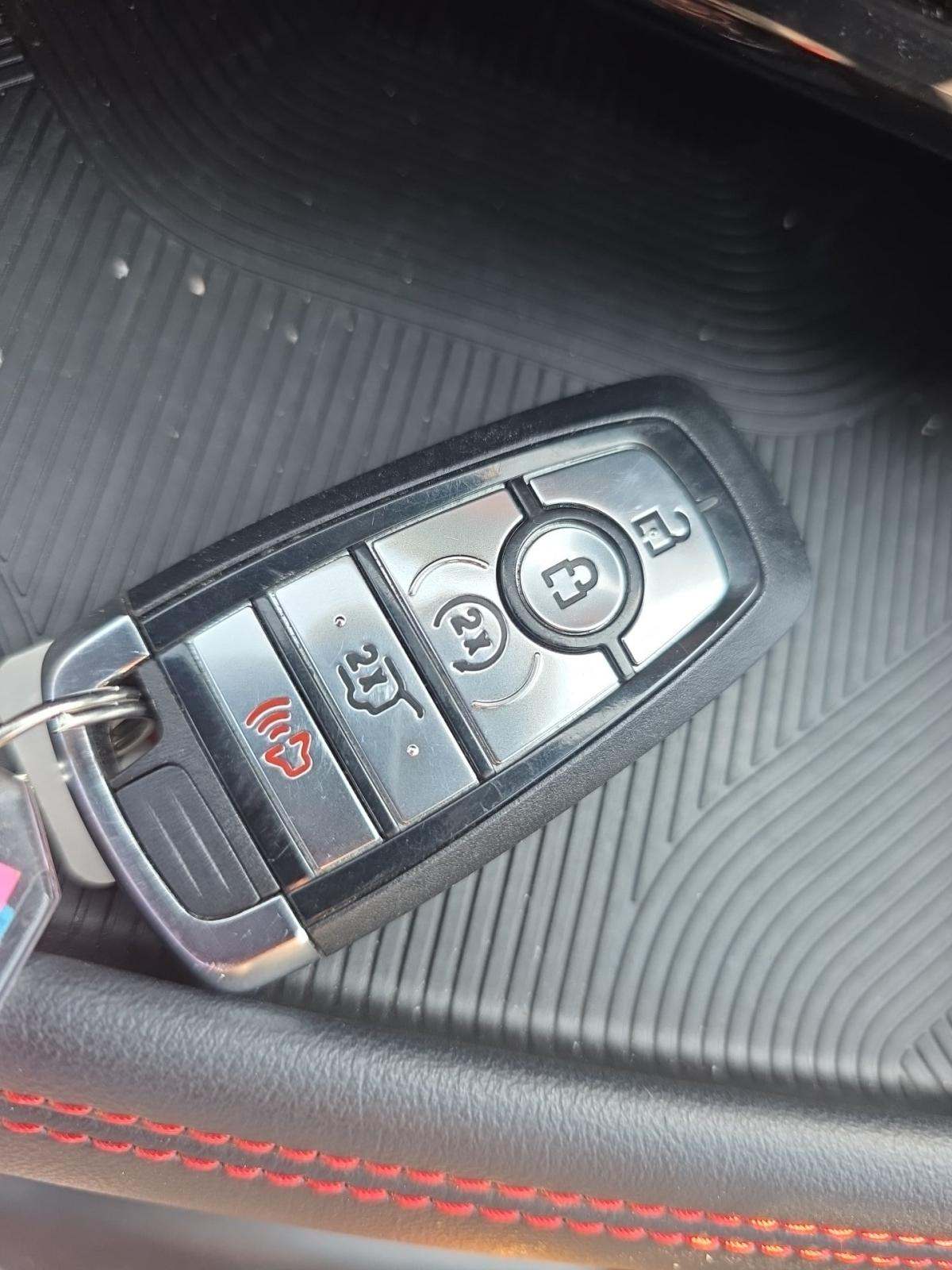 2025 Ford Explorer ST-Line AWD