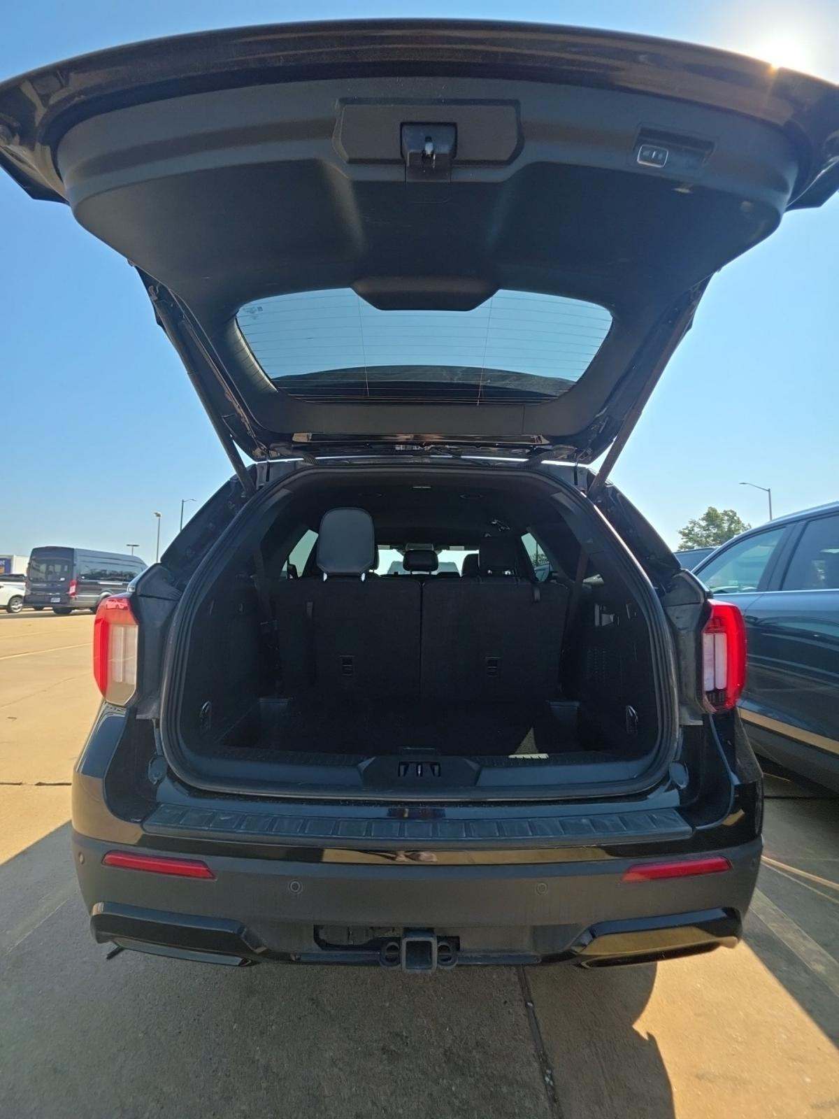 2025 Ford Explorer ST-Line AWD