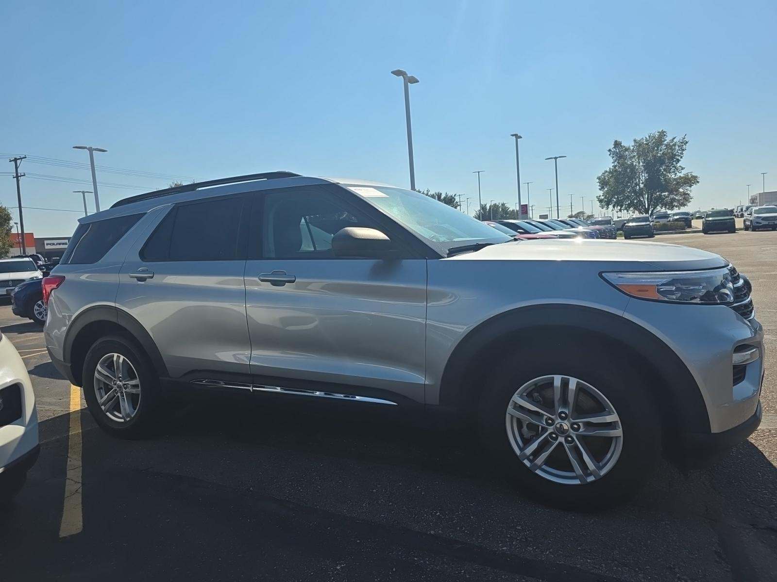 2022 Ford Explorer XLT AWD